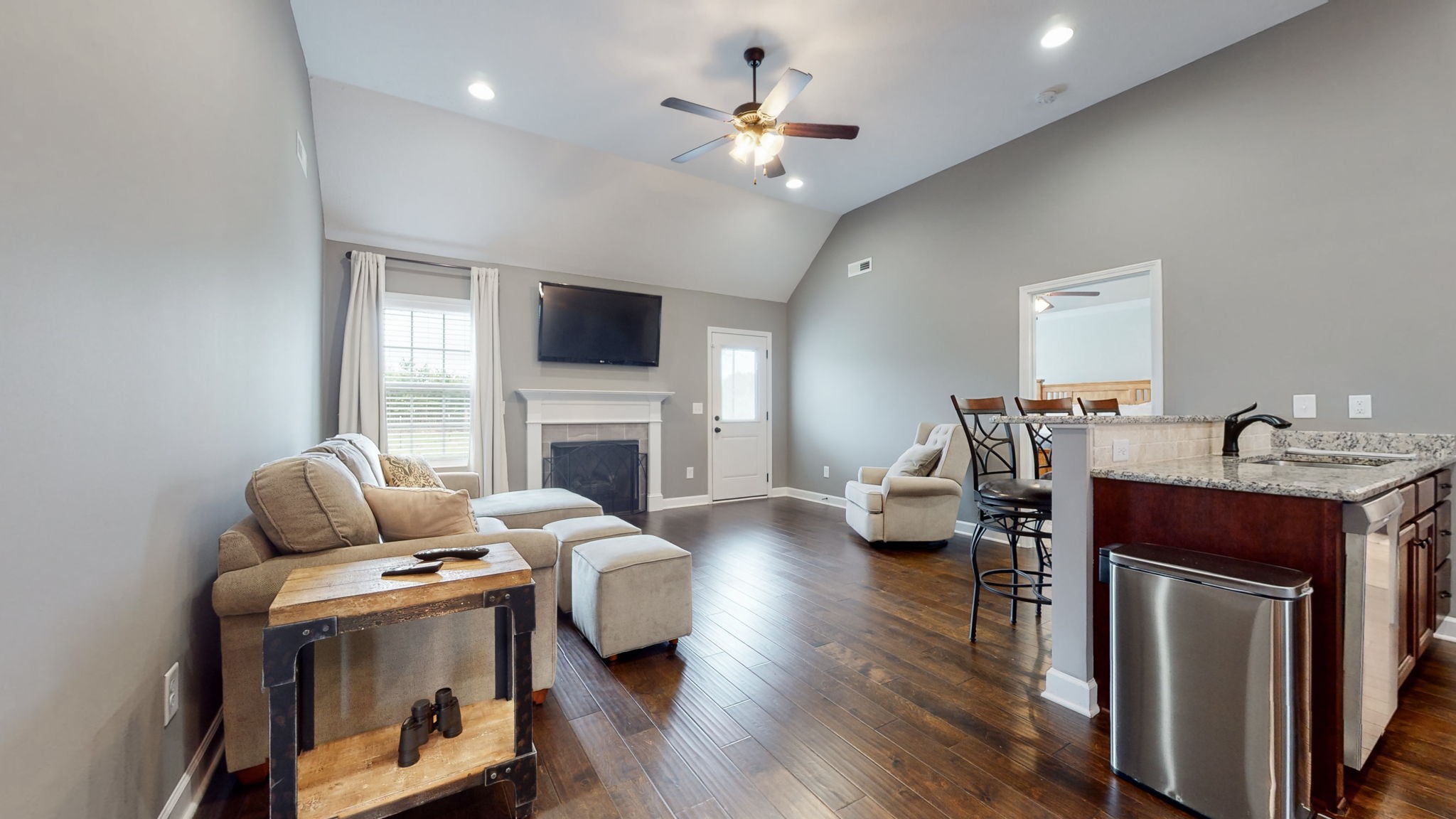 7939 Peridot Cir Property Photo 4