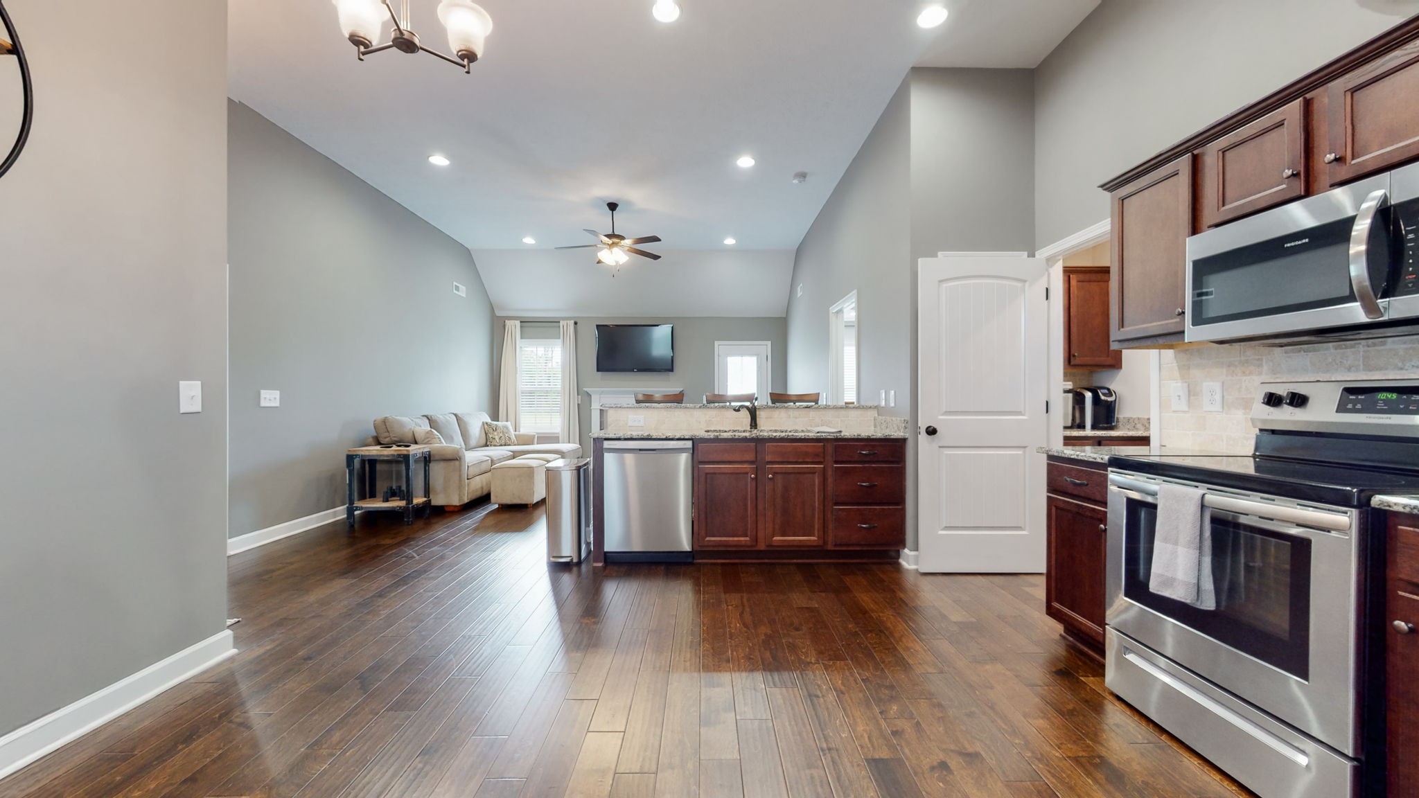 7939 Peridot Cir Property Photo 11