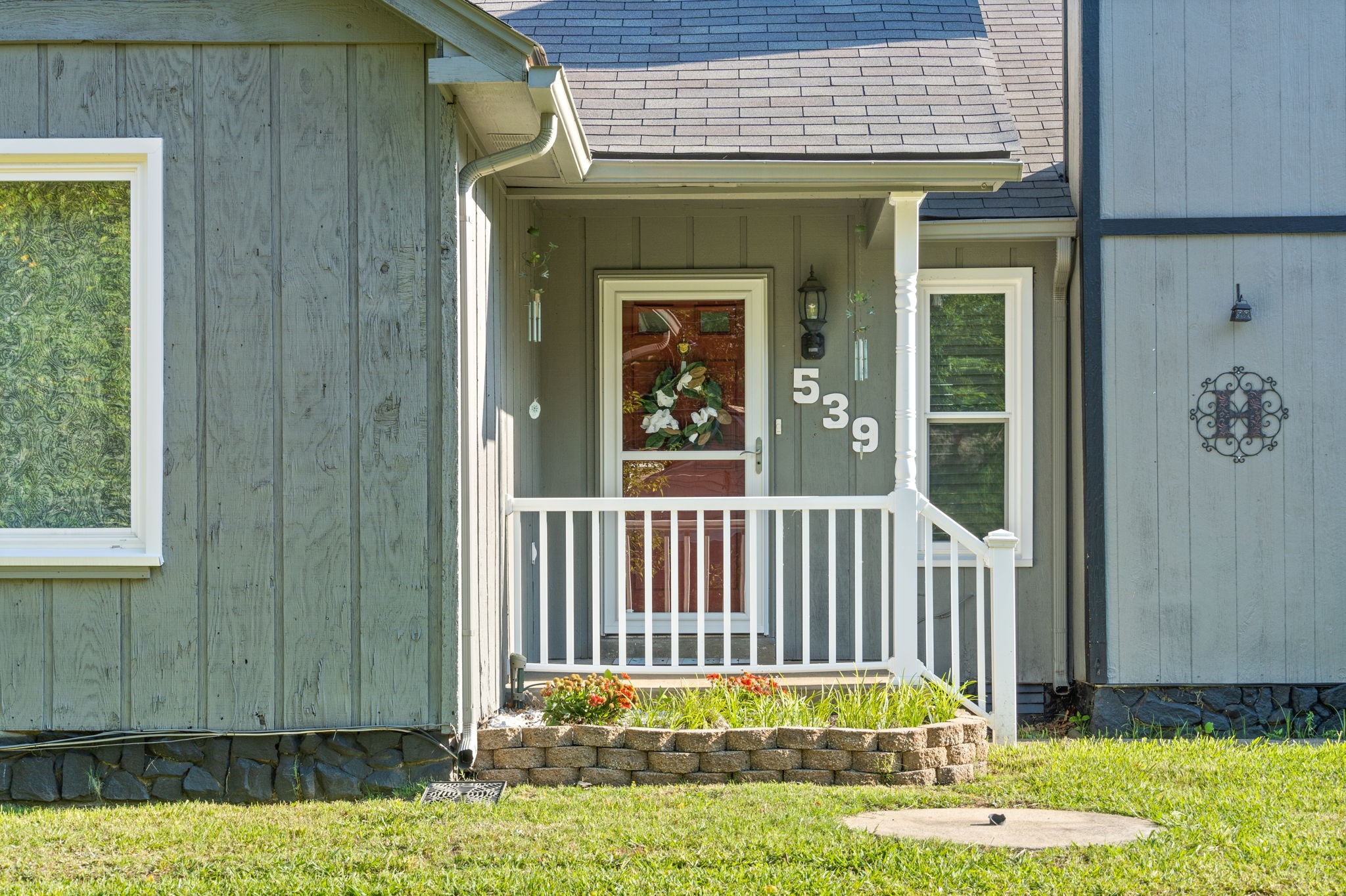 539 Inver Ln Property Photo 3