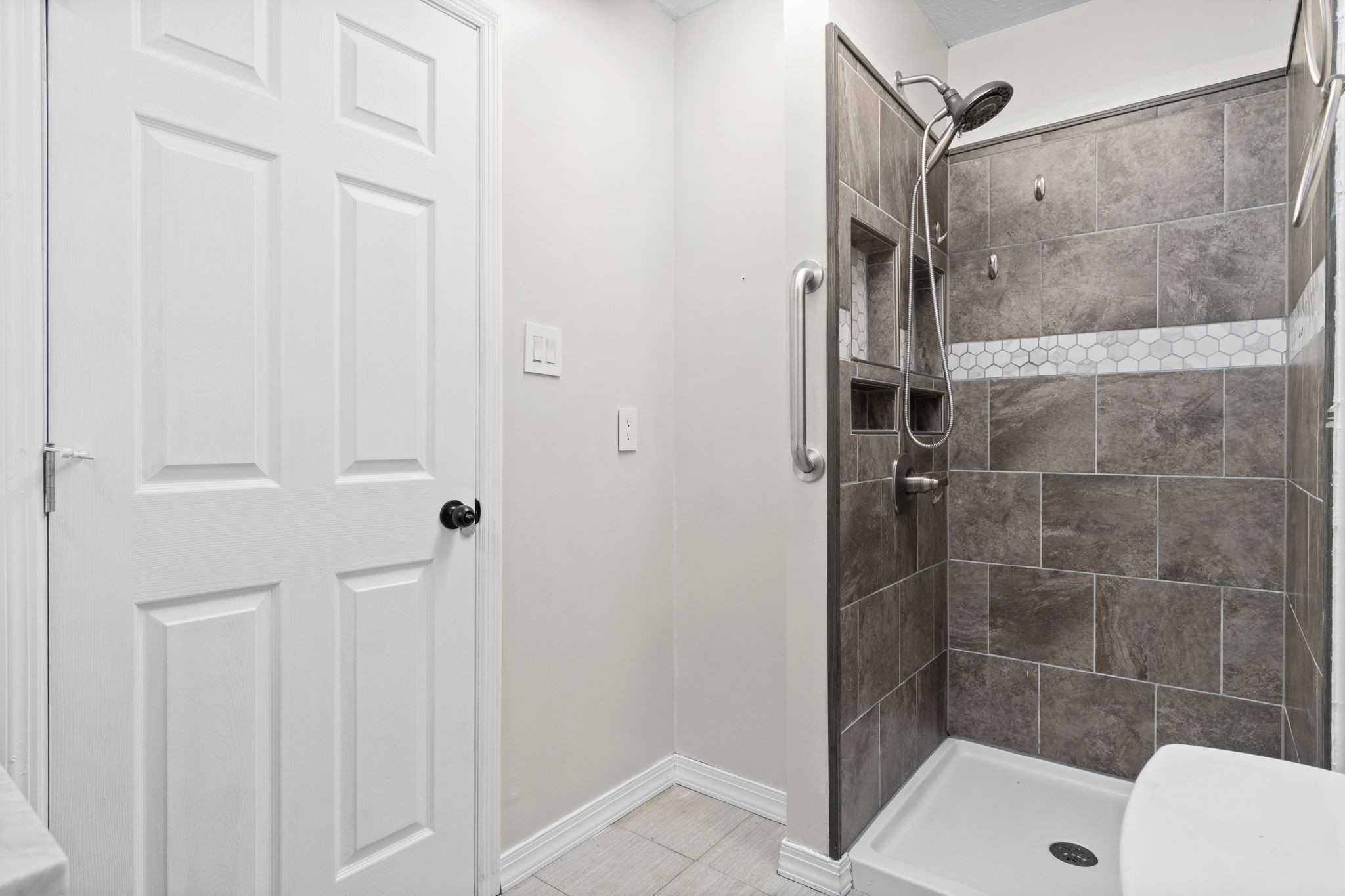 539 Inver Ln Property Photo 15