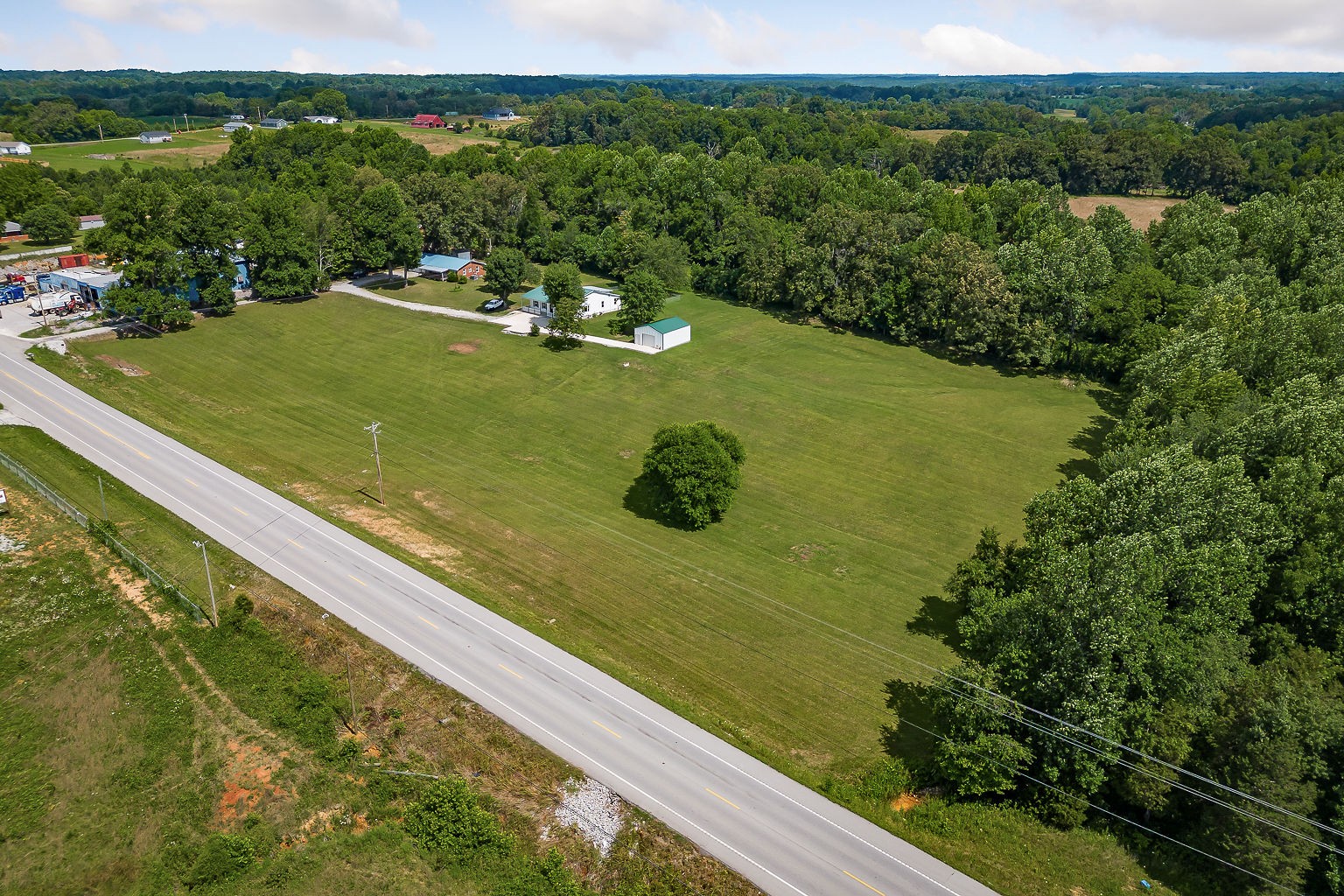 6760 Smithville Hwy Property Photo 6
