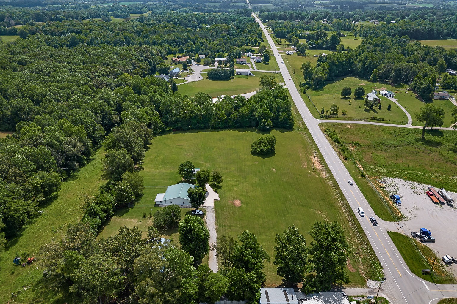 6760 Smithville Hwy Property Photo 9