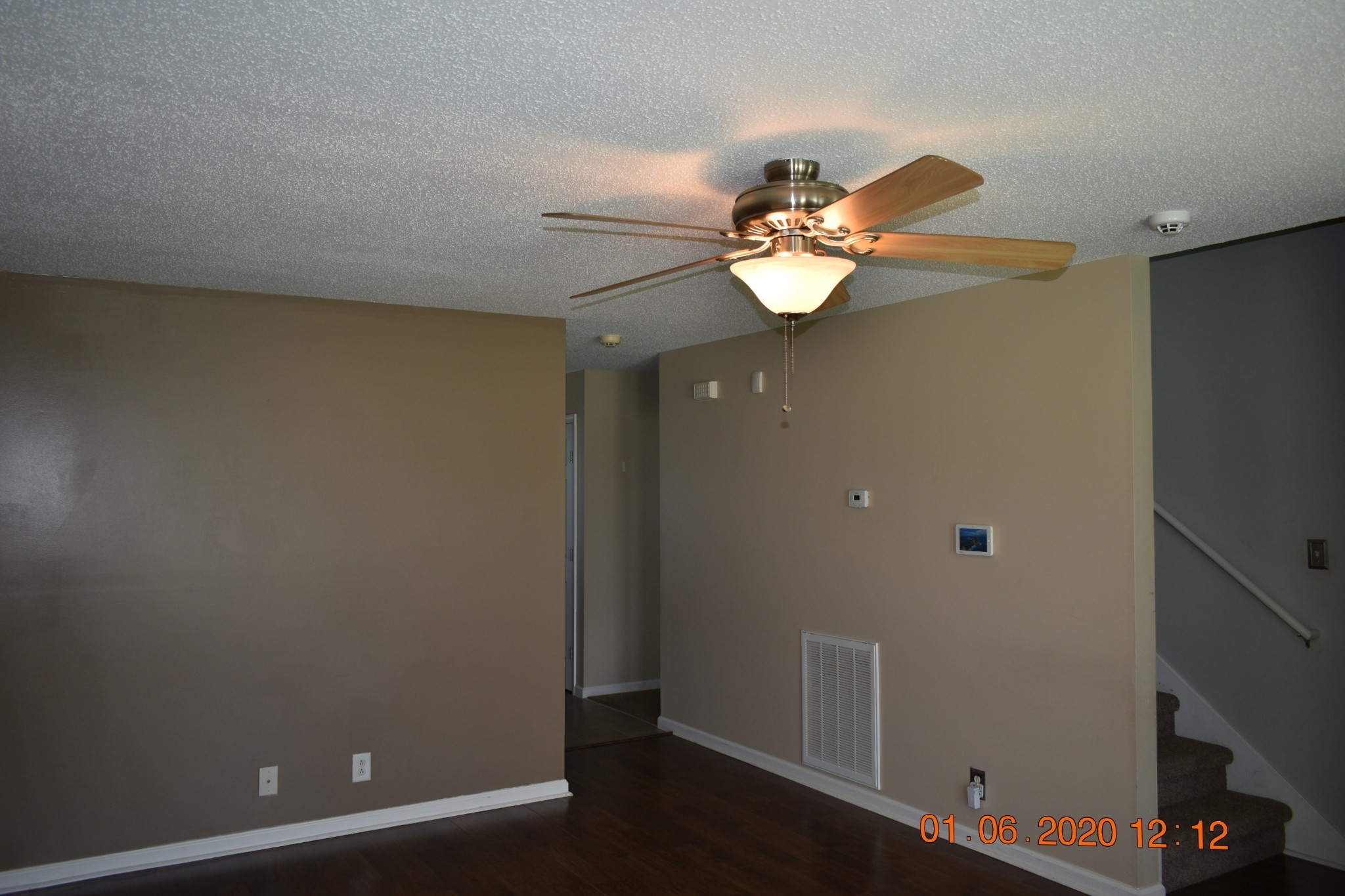 736 Shetland Dr Property Photo 4