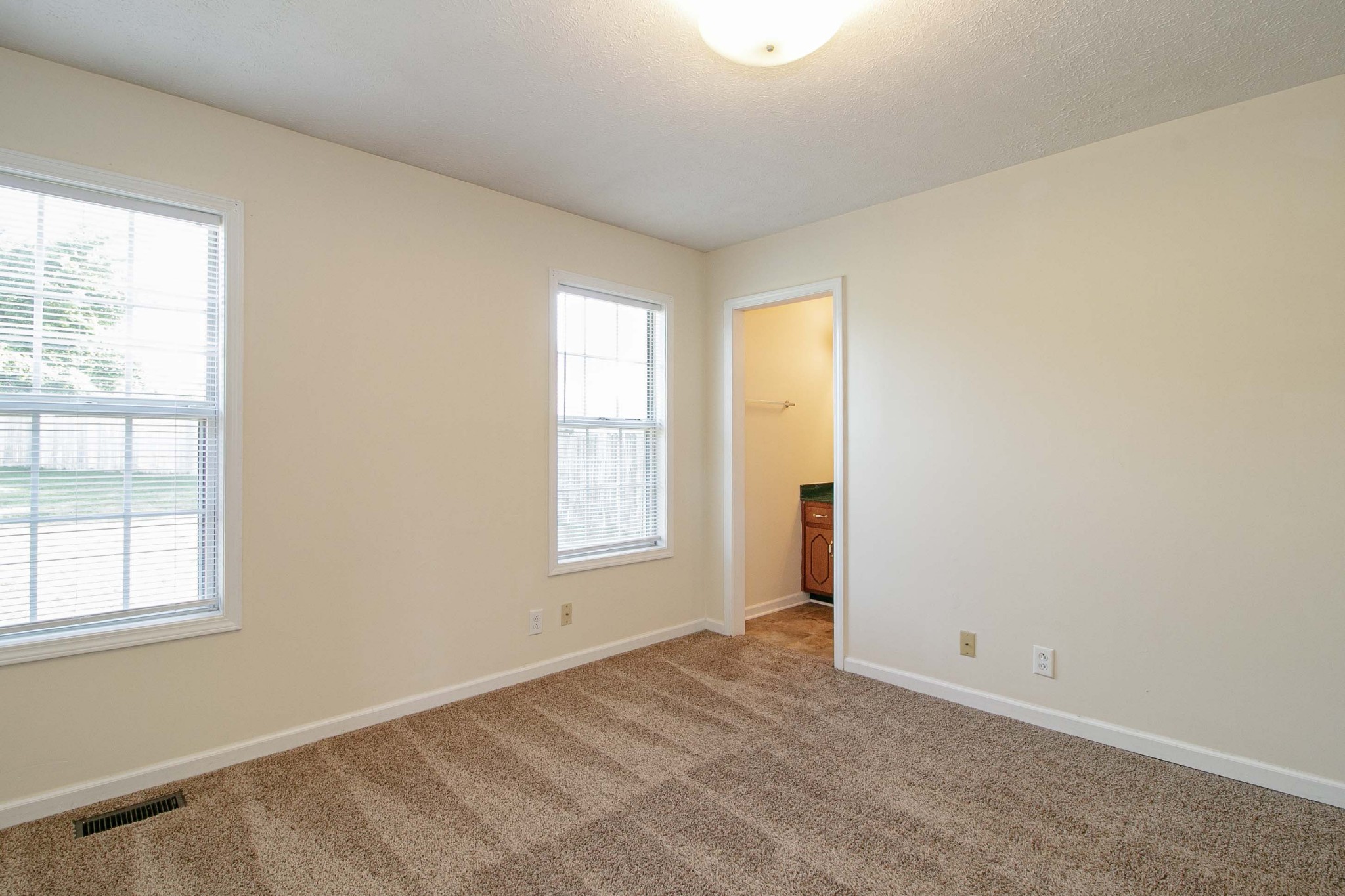 1613 Hannibal Drive Property Photo 25