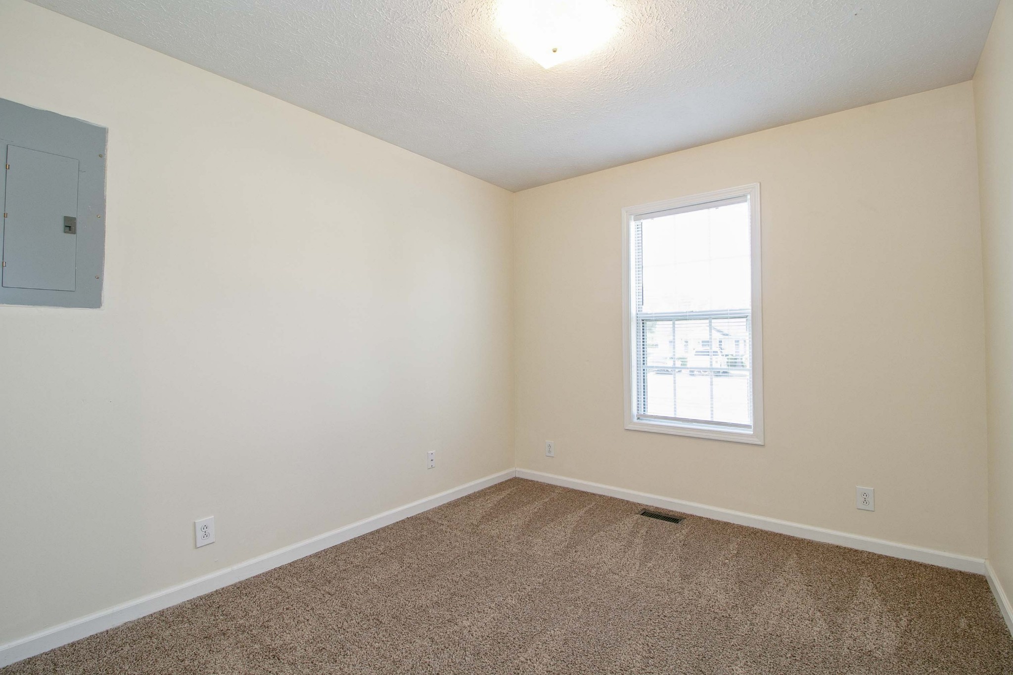1613 Hannibal Drive Property Photo 16