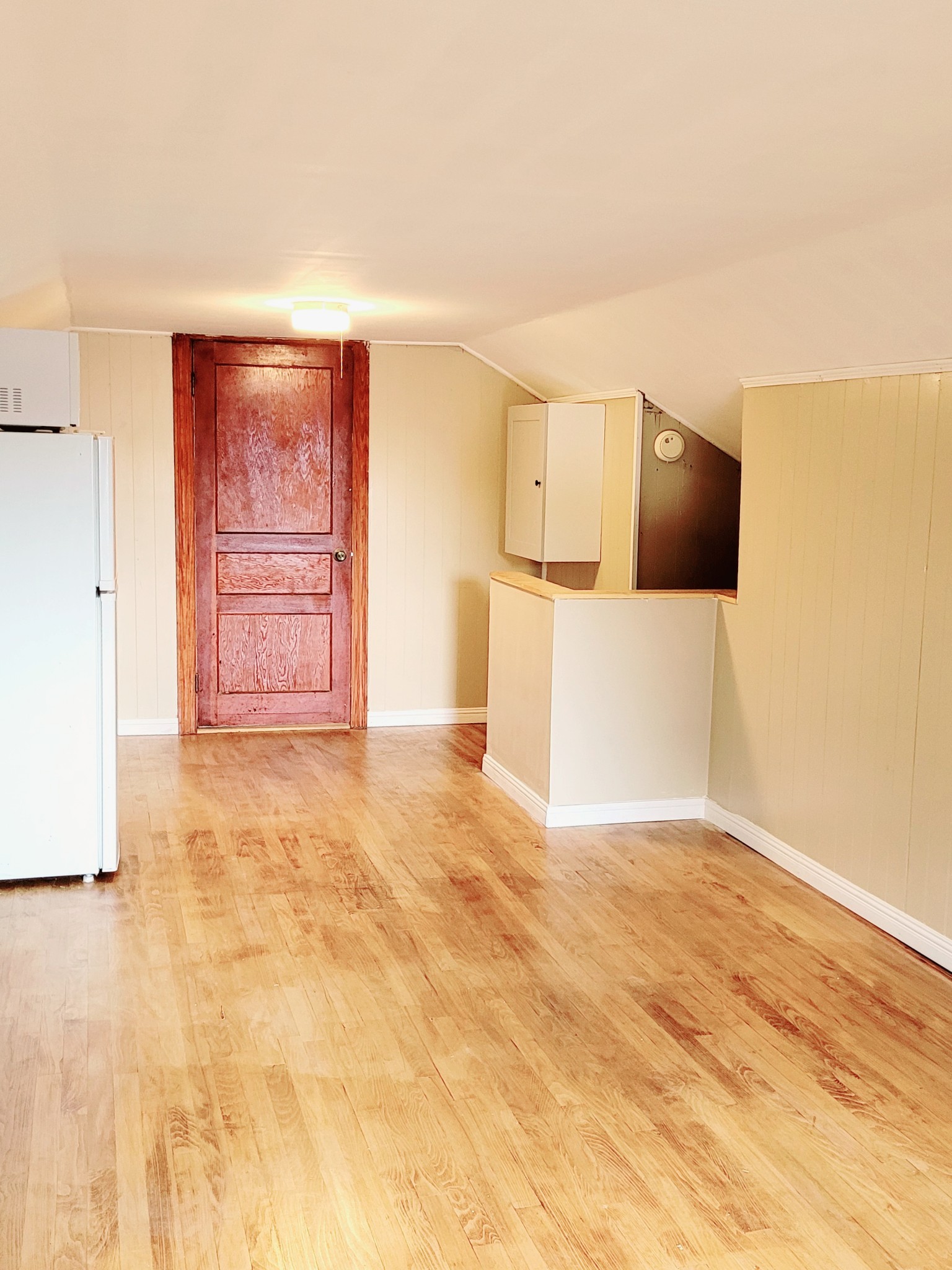 172 Park Cir Property Photo 3