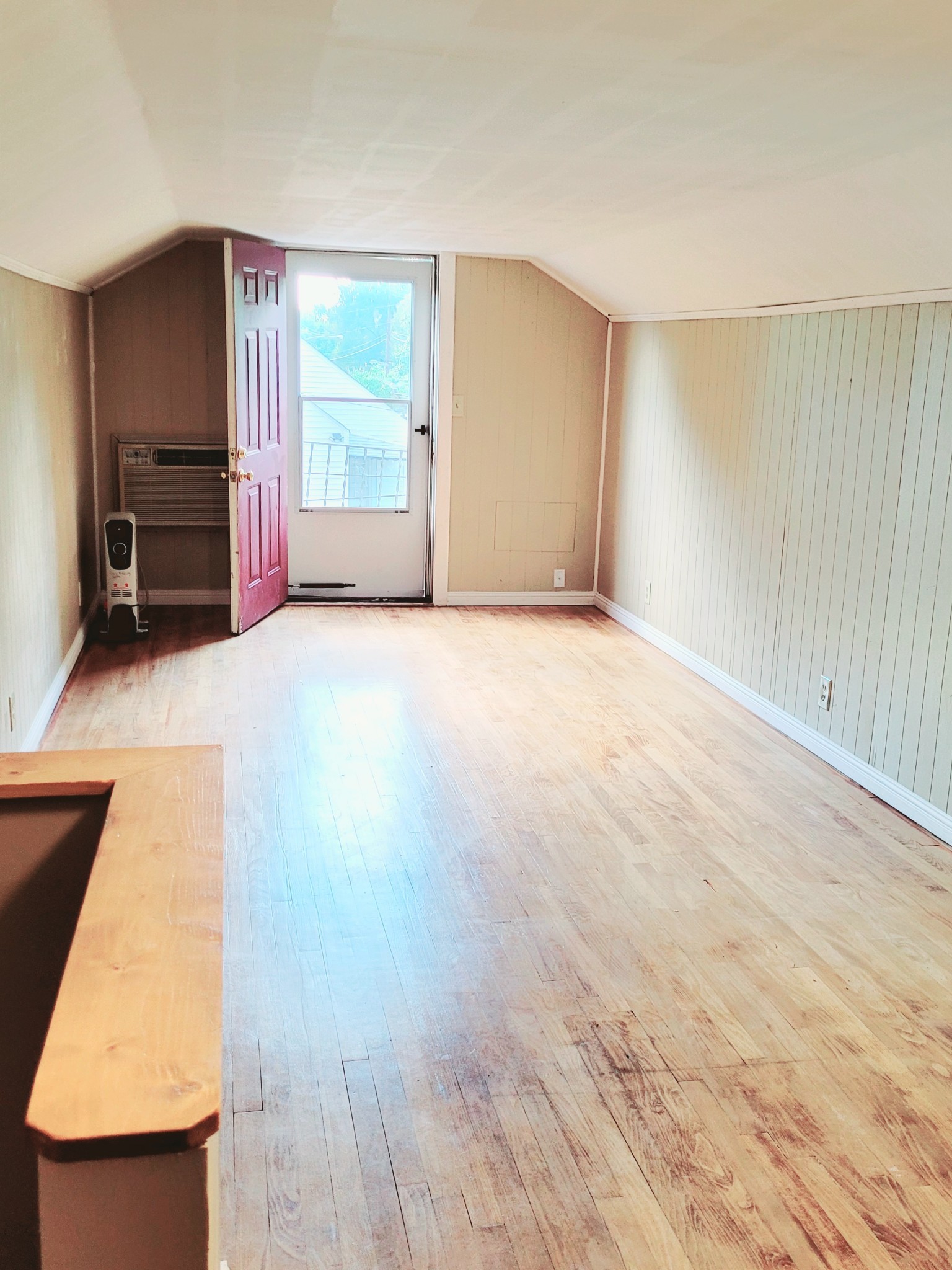 172 Park Cir Property Photo 4
