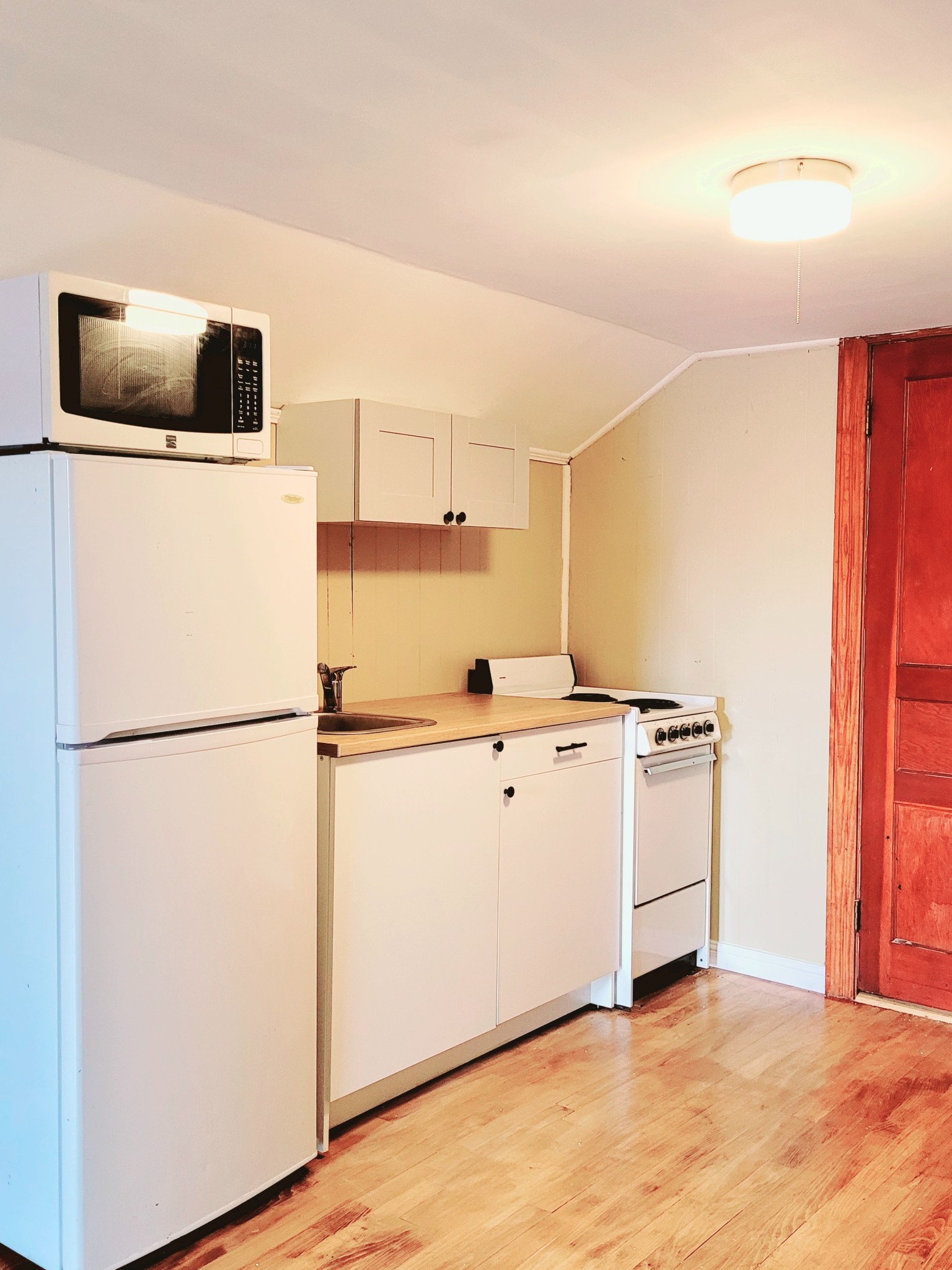 172 Park Cir Property Photo 5