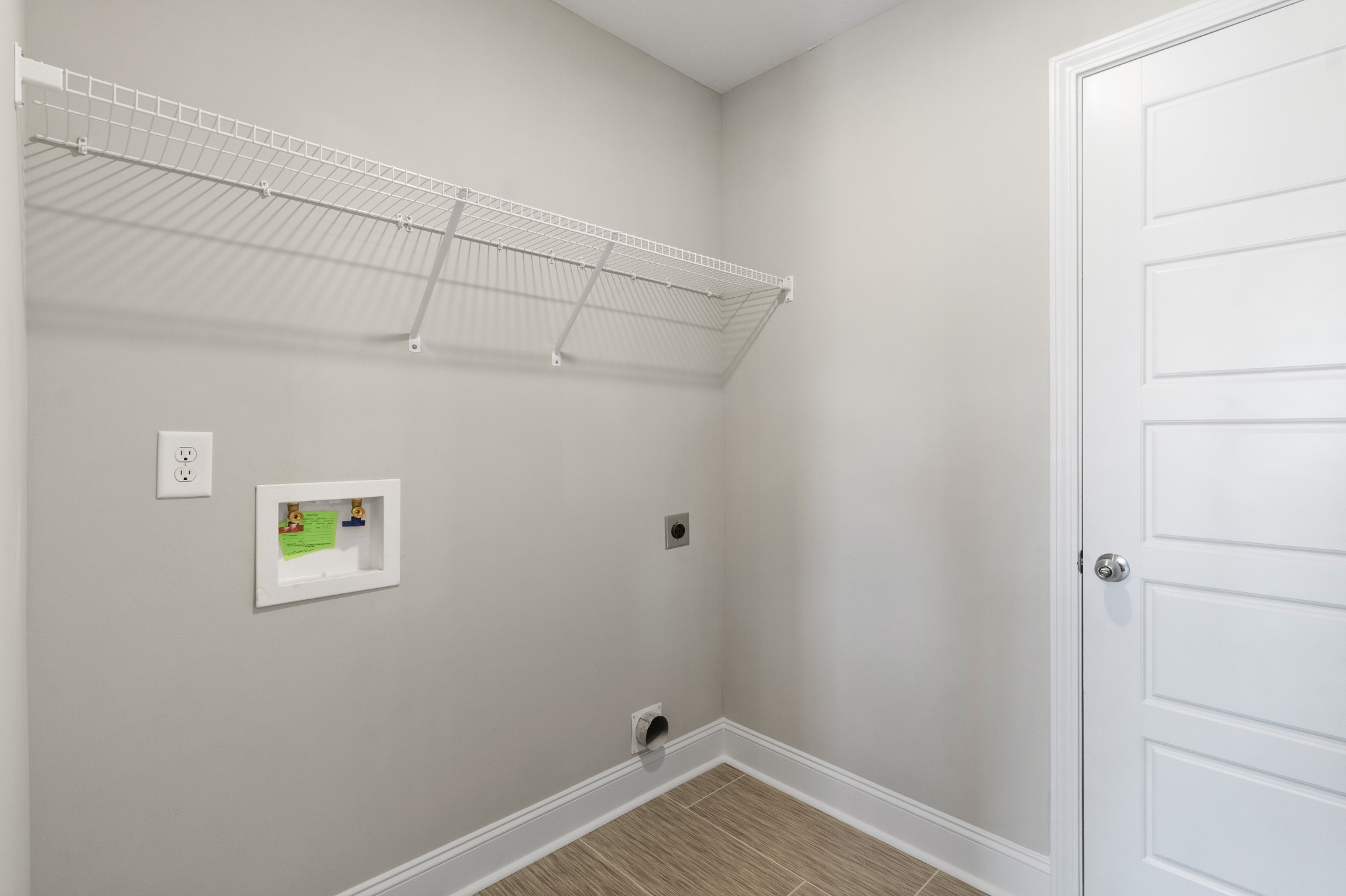 293 Elwell Rd Property Photo 16