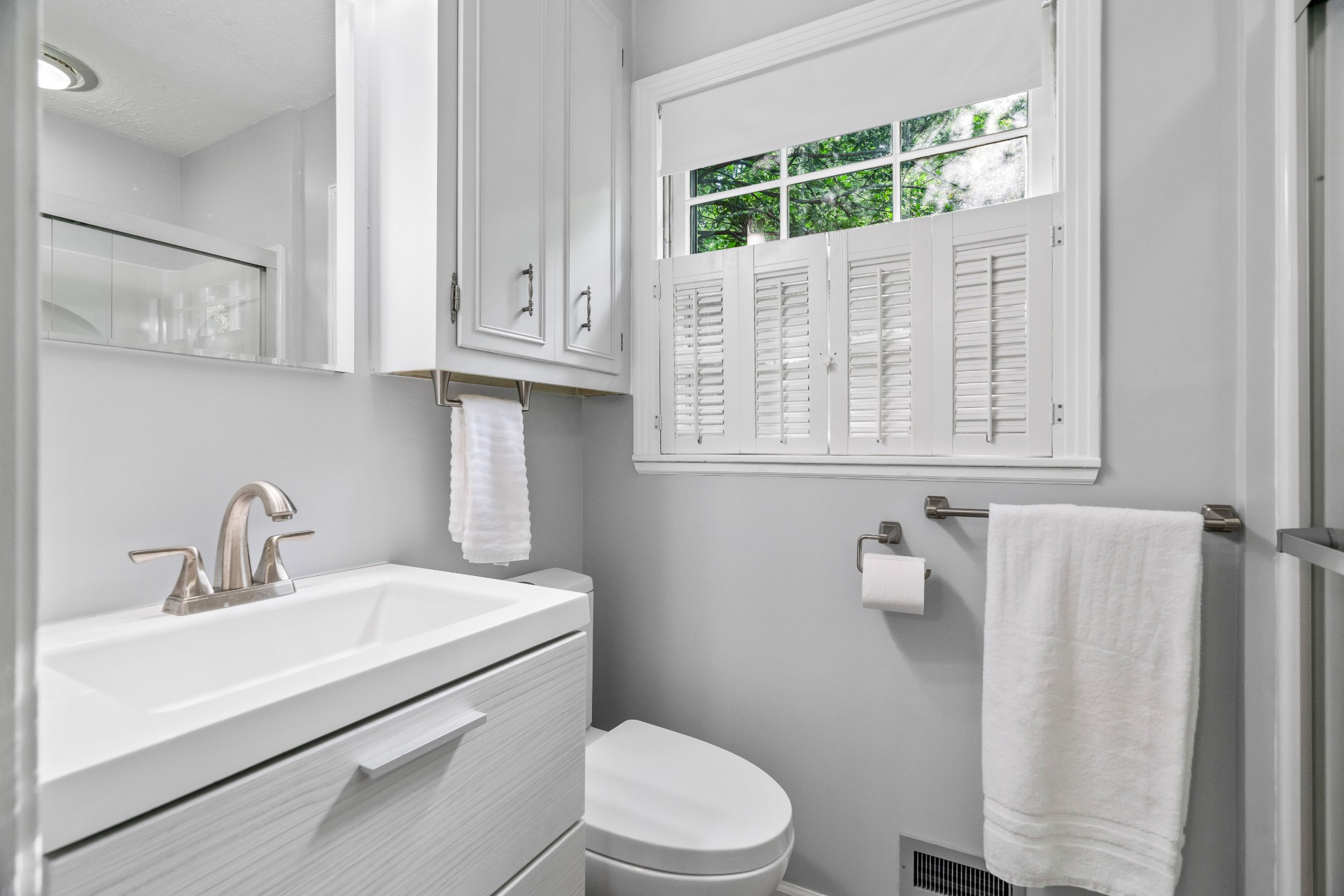 1110 Houston Dr Property Photo 35