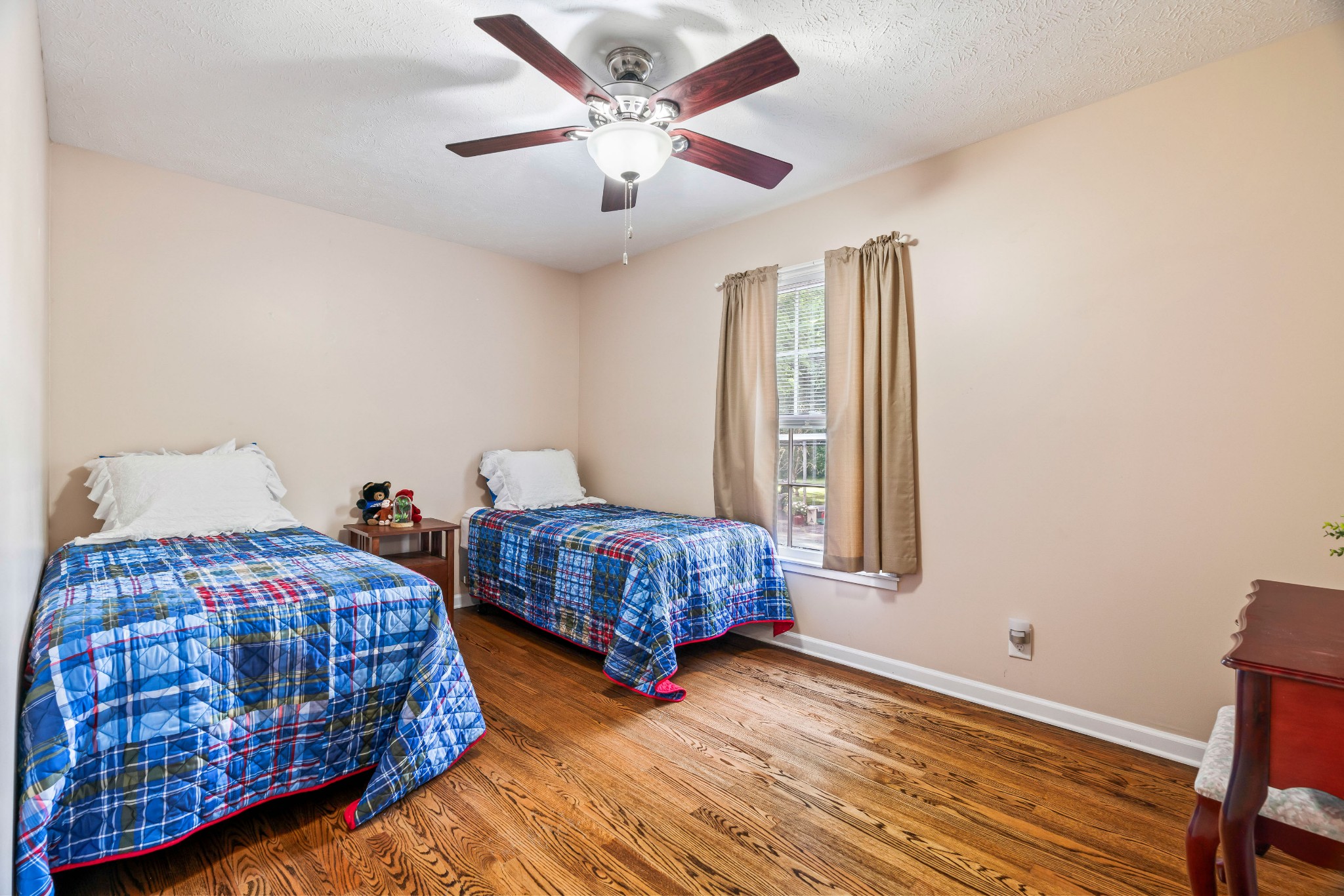 1110 Houston Dr Property Photo 41