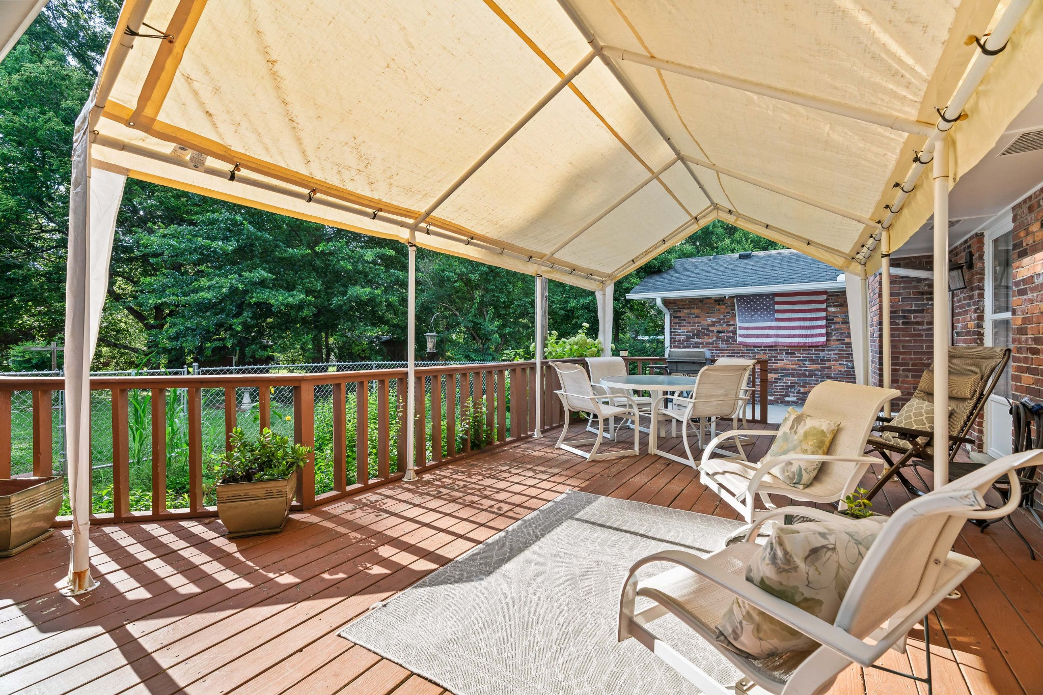 1110 Houston Dr Property Photo 49