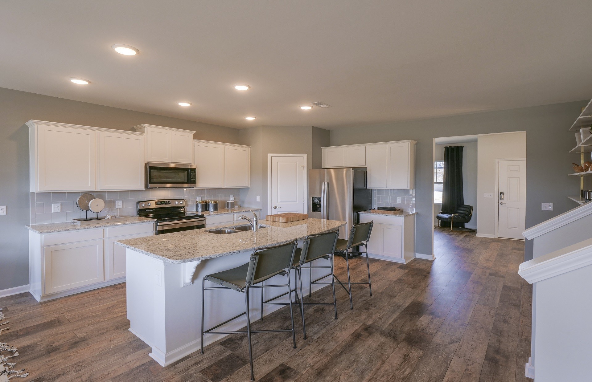 421 Jet Stream Drive Property Photo 16