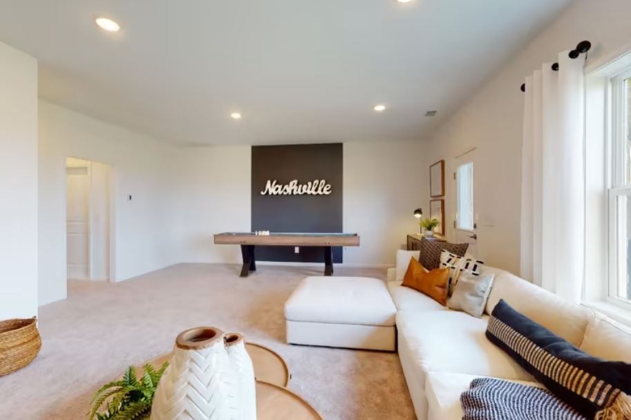 421 Jet Stream Drive Property Photo 33