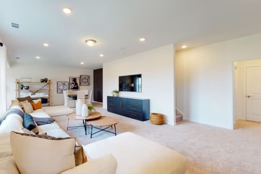 421 Jet Stream Drive Property Photo 35