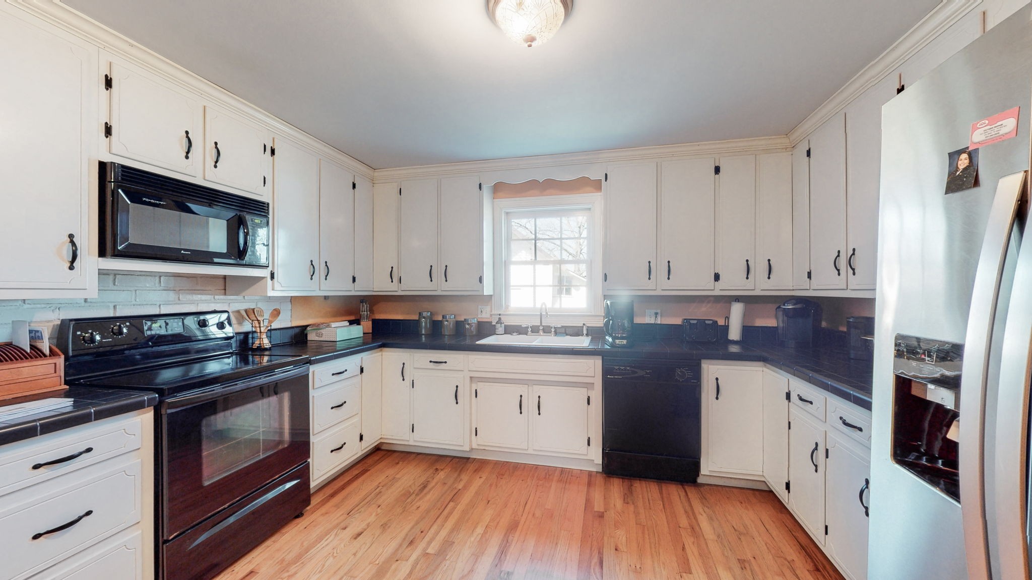 8247 Hawkins Rd Property Photo 5