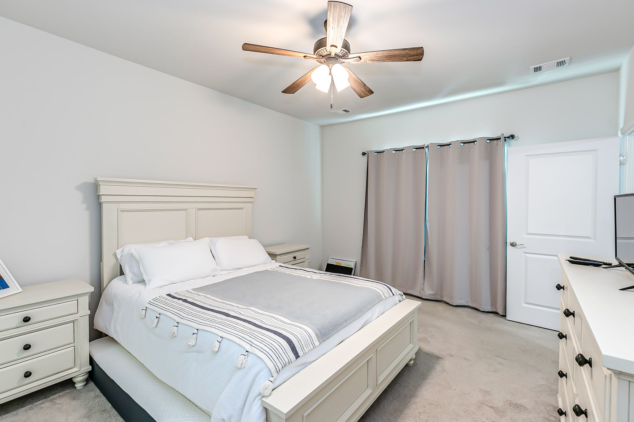 2932 Bluestem Ln Property Photo 15