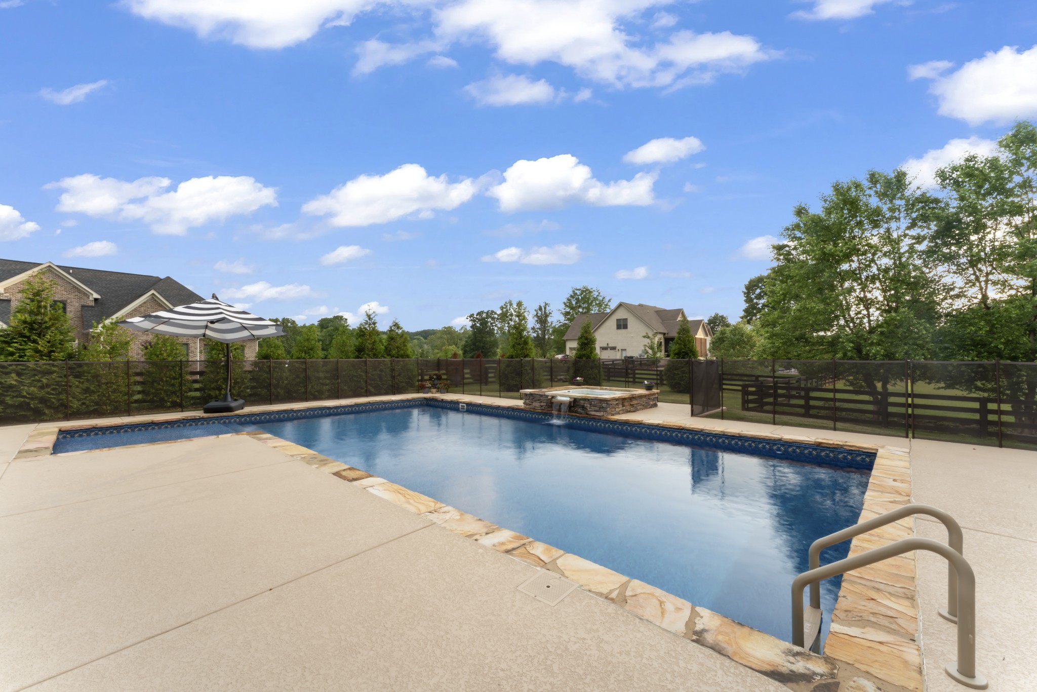 7309 Stirrup Ln Property Photo 35