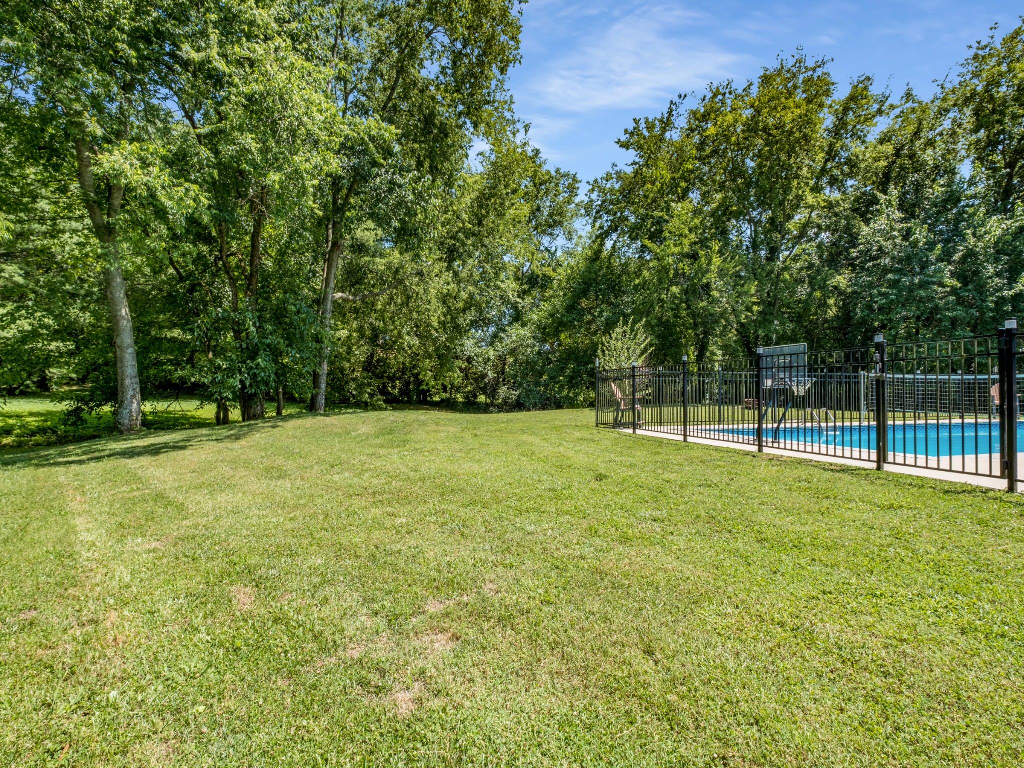 1323 Erin Ln Property Photo 43