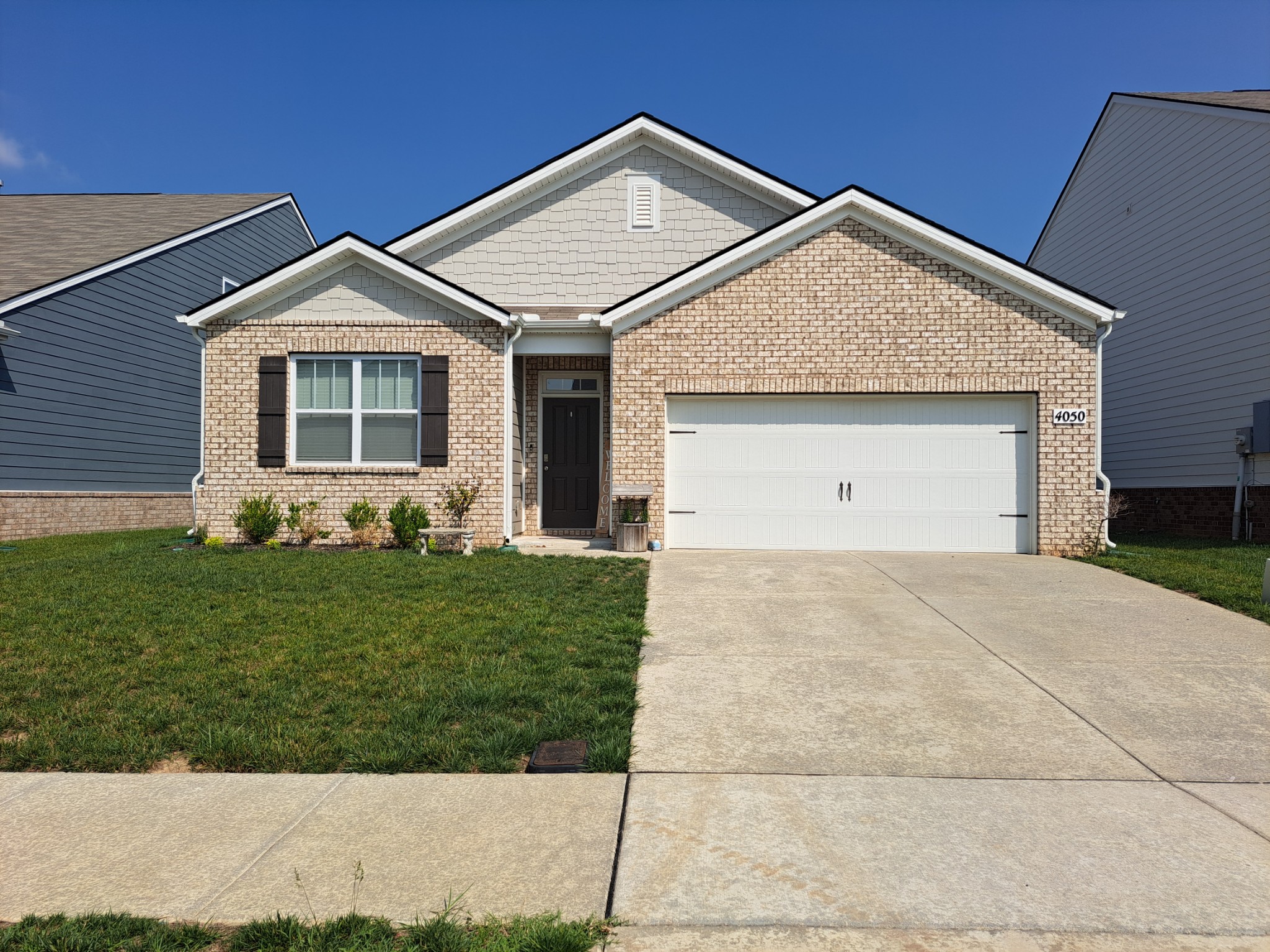 4050 Beach Way Property Photo 1