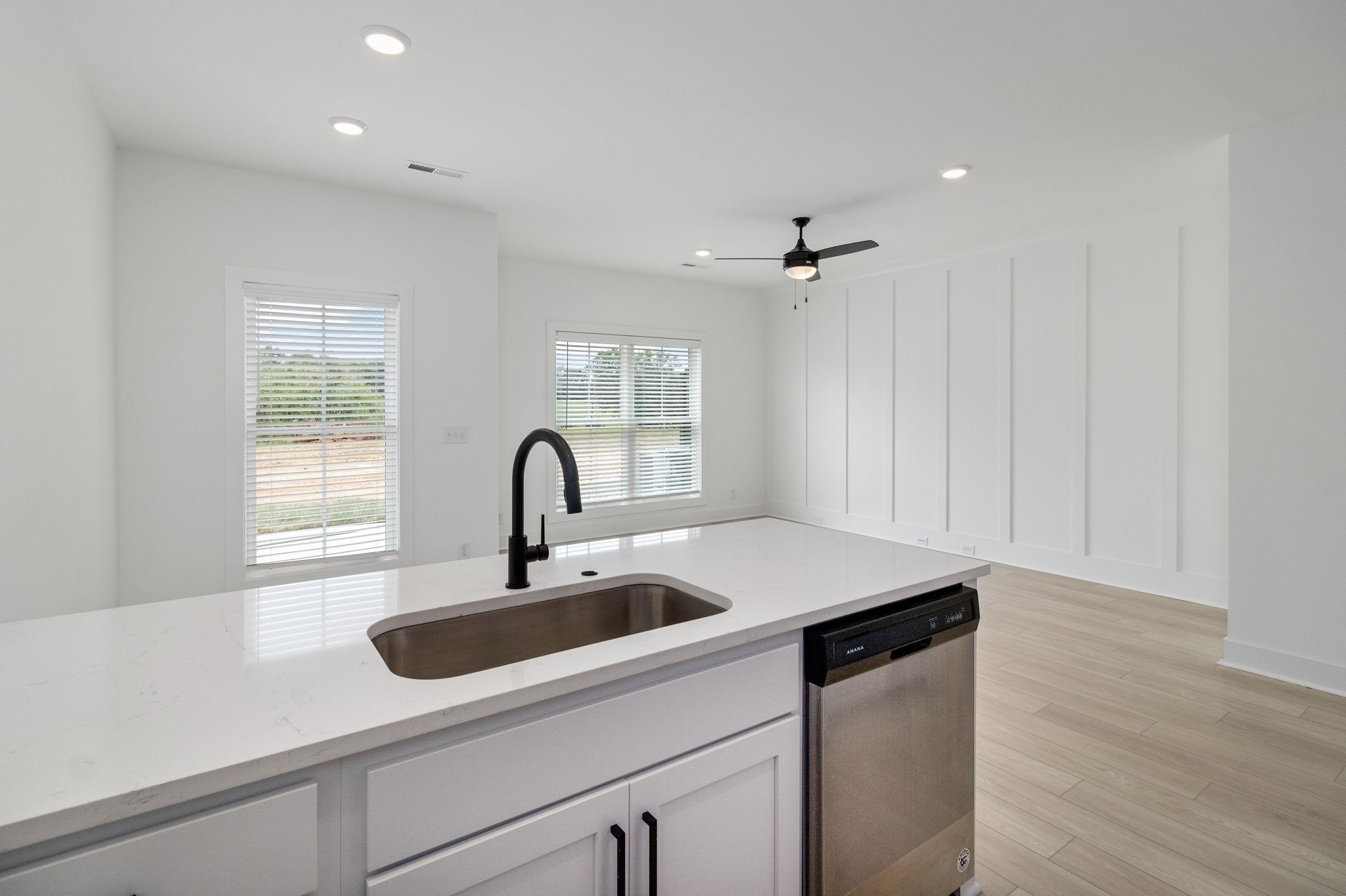 725 Hornbuckle Road Property Photo 4