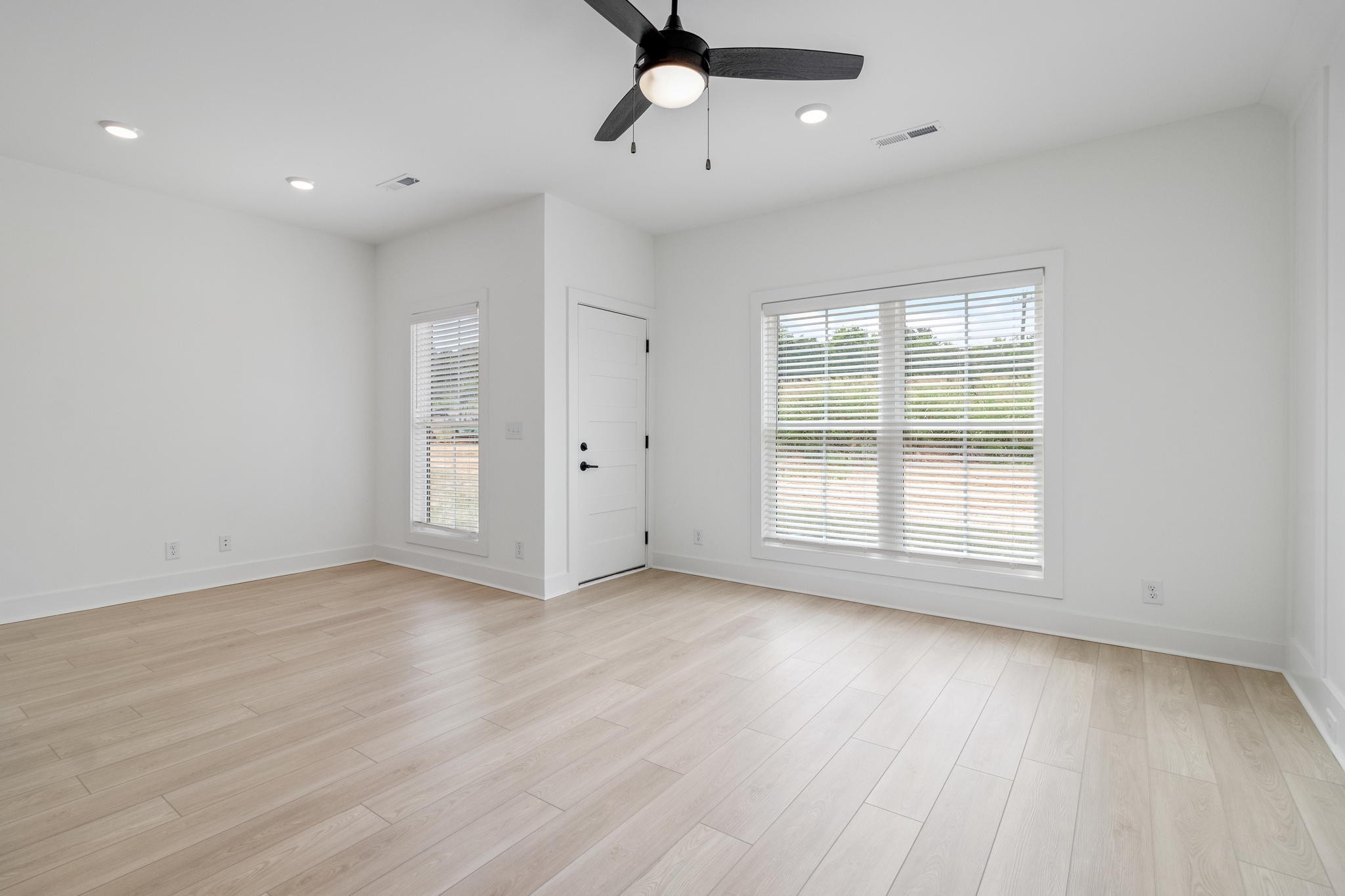 725 Hornbuckle Road Property Photo 8