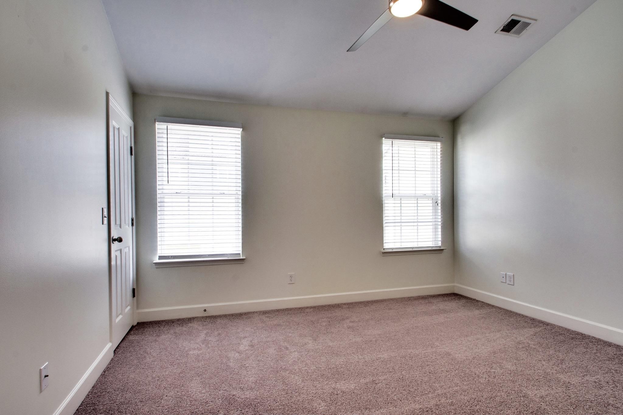 5458 Edmondson Pike Property Photo 11