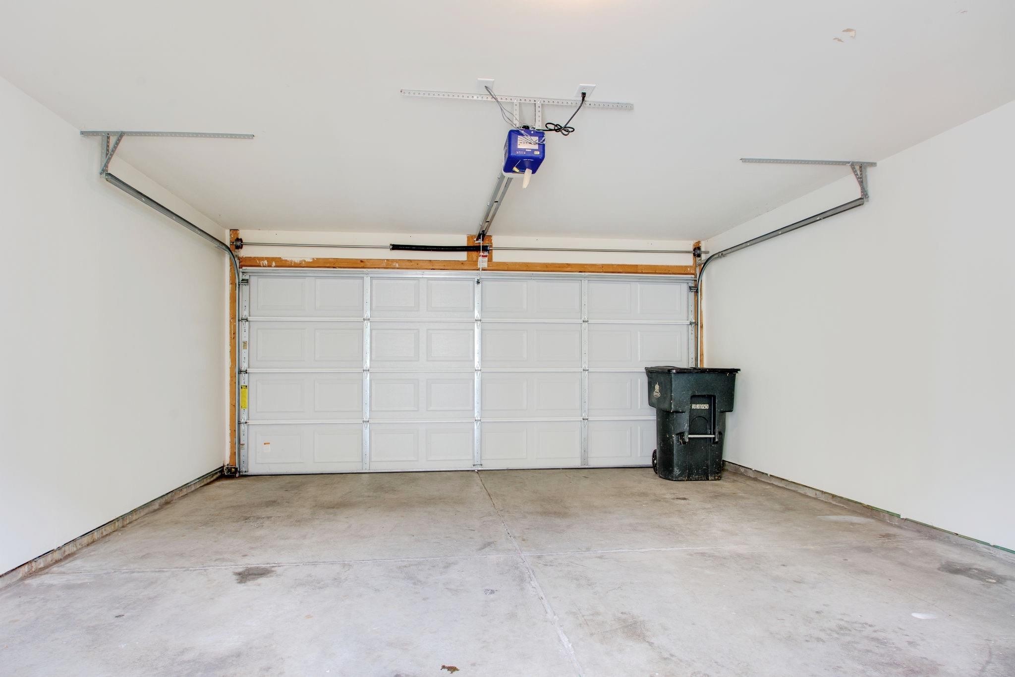 5458 Edmondson Pike Property Photo 21