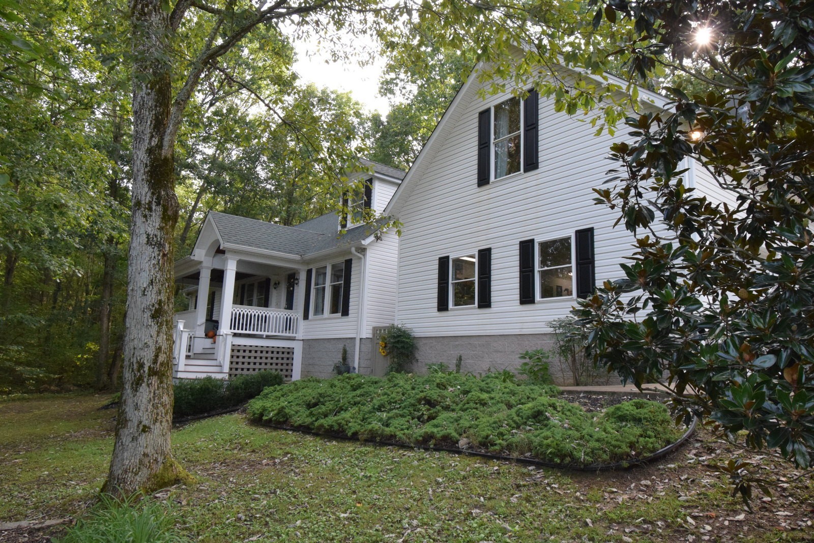 2132 Posey Hill Rd Property Photo 1