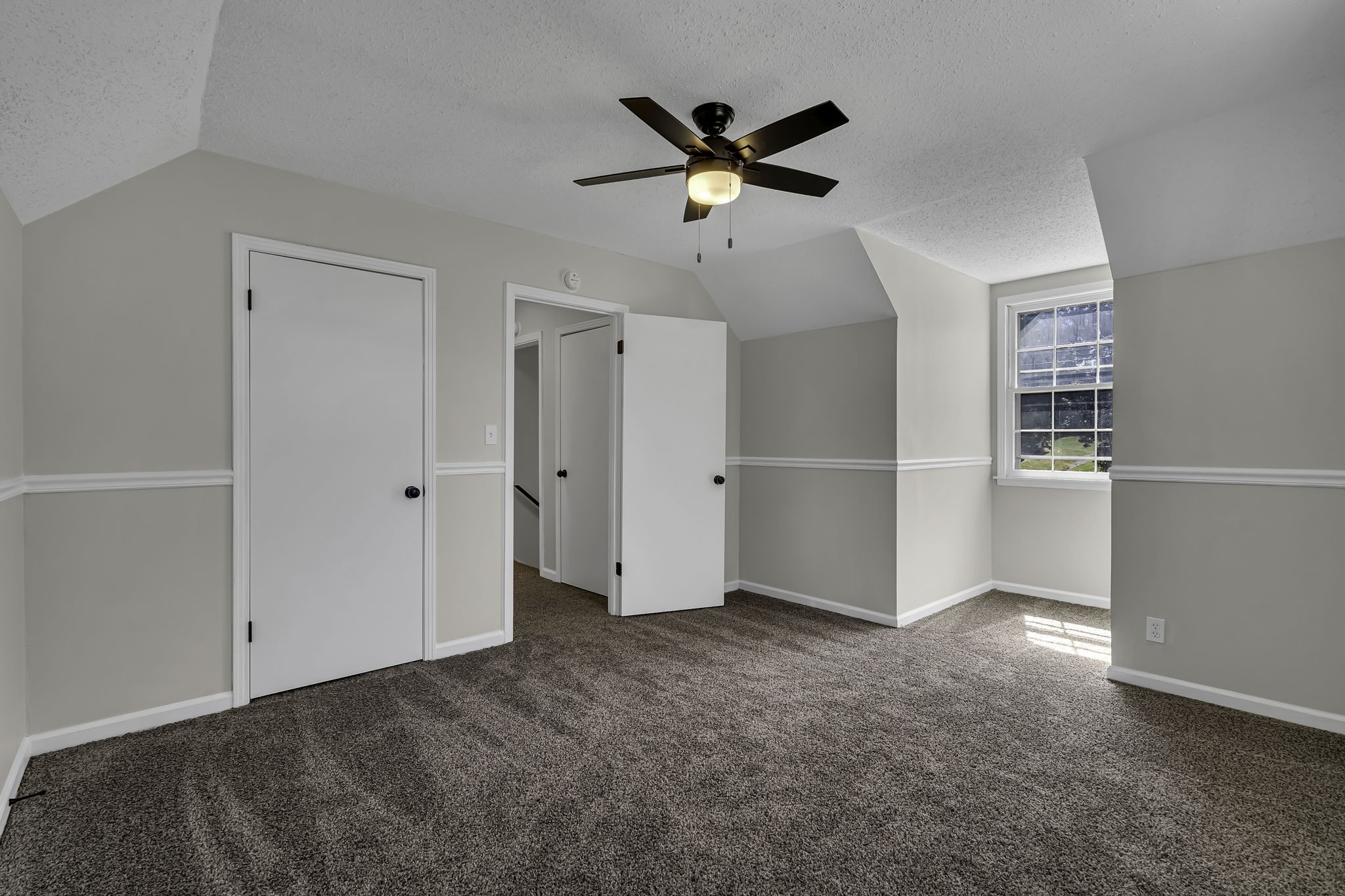 1267 Cloverdale Dr Property Photo 31