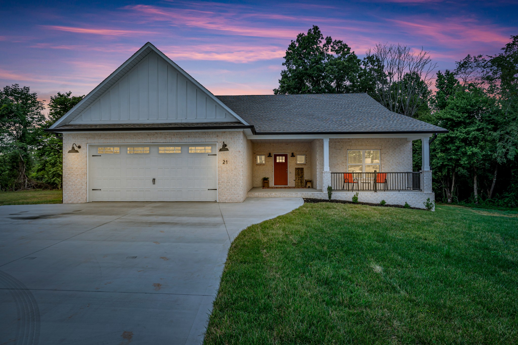 21 Cabot Ln Property Photo 1