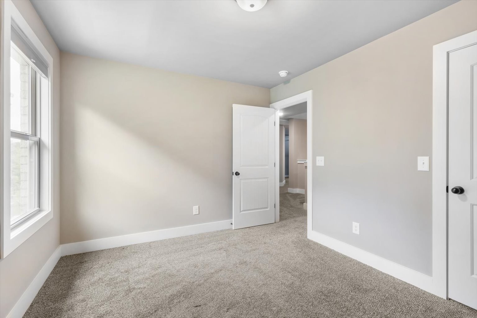 282 Crooked Creek Ln Property Photo 22