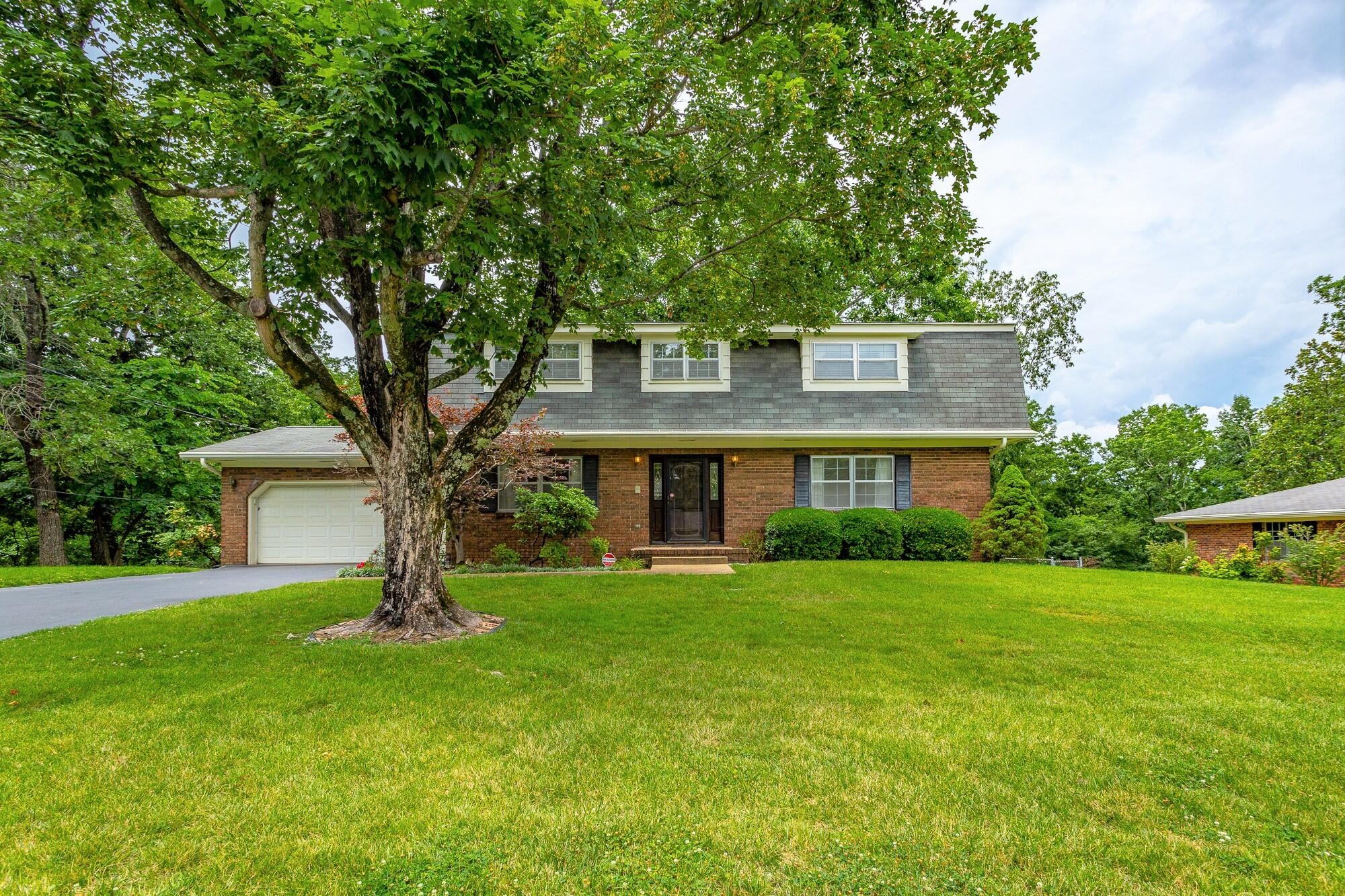 613 Timber Ridge Dr Property Photo 3
