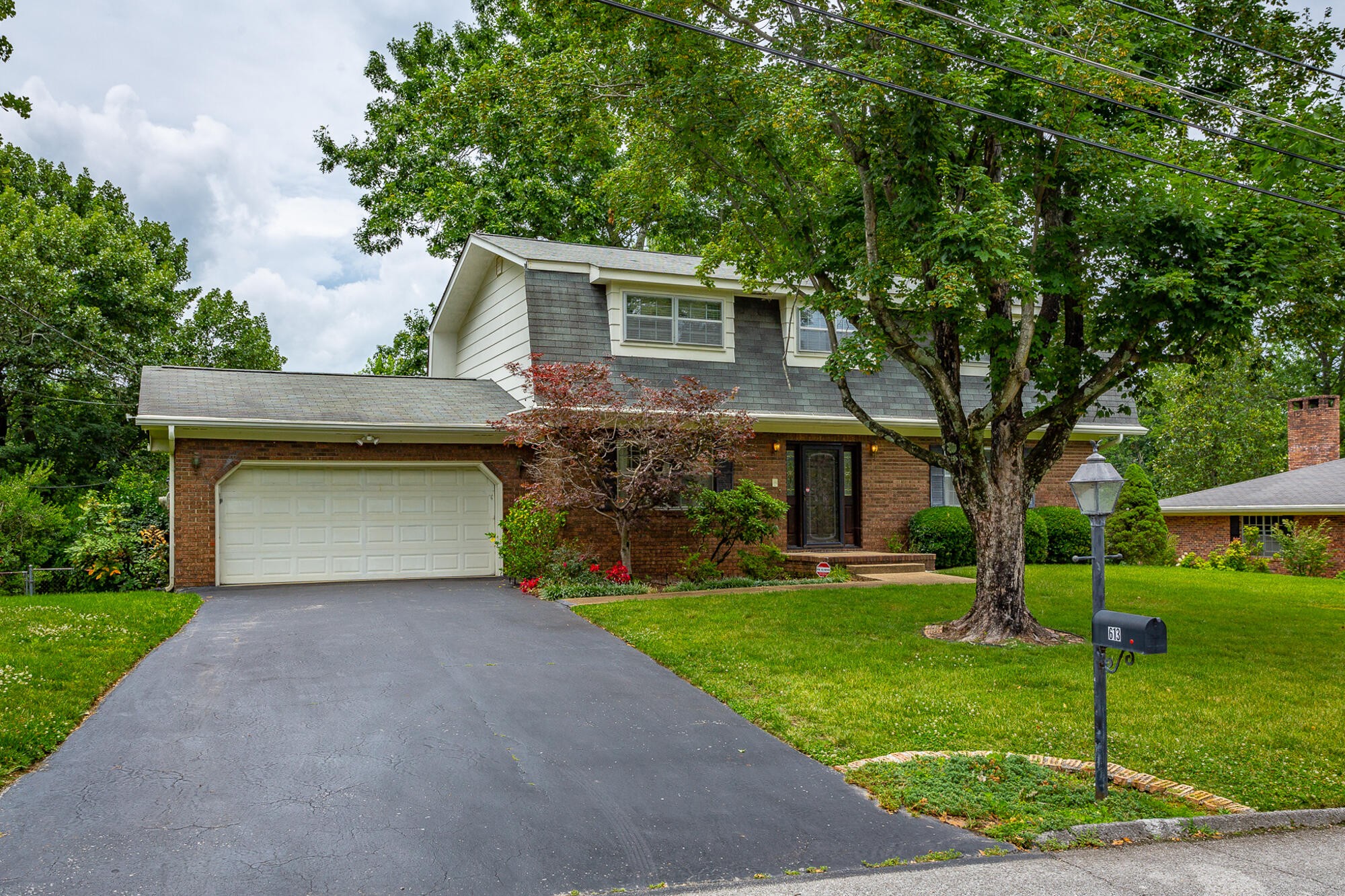 613 Timber Ridge Dr Property Photo 4