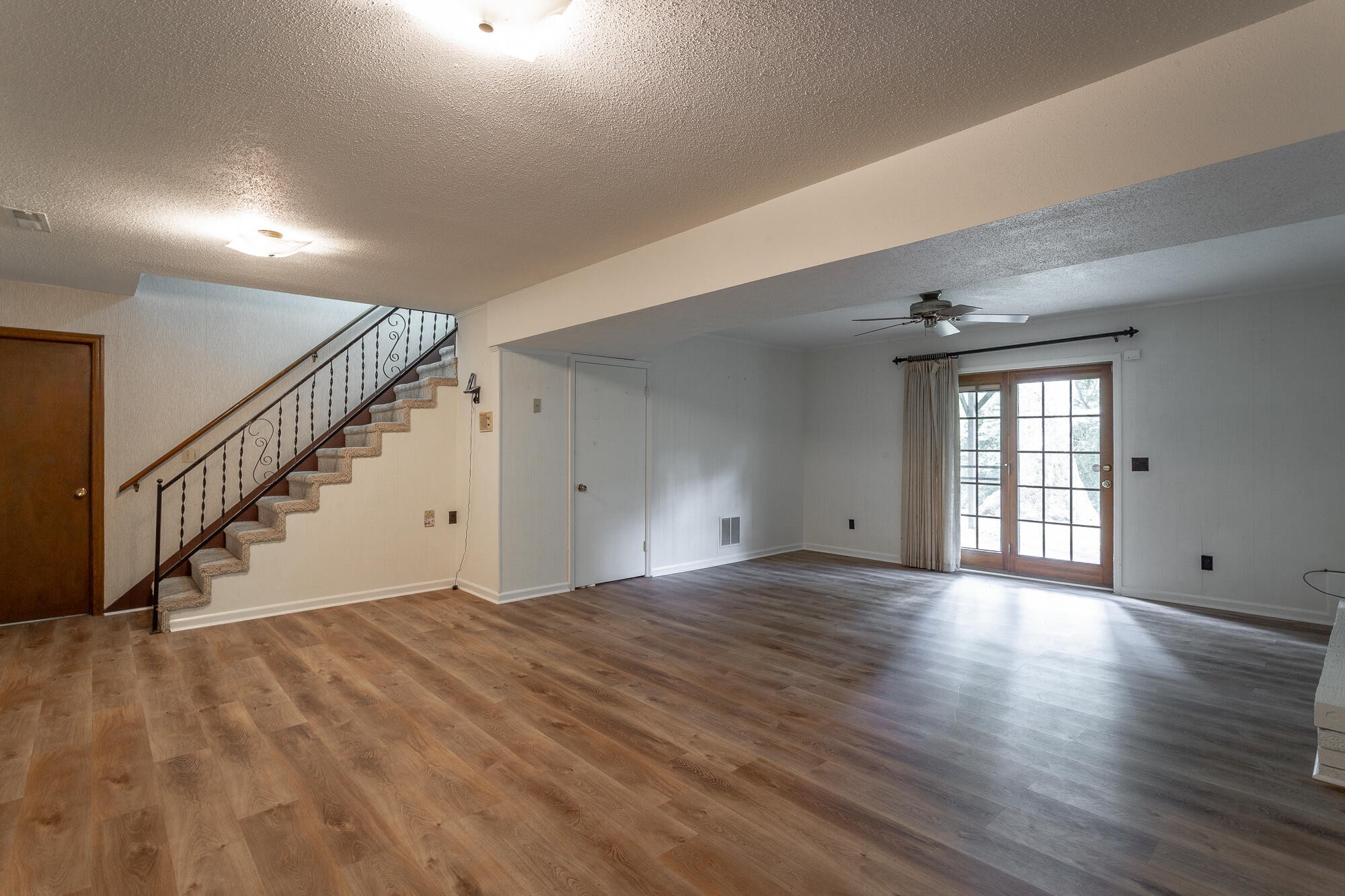 613 Timber Ridge Dr Property Photo 35