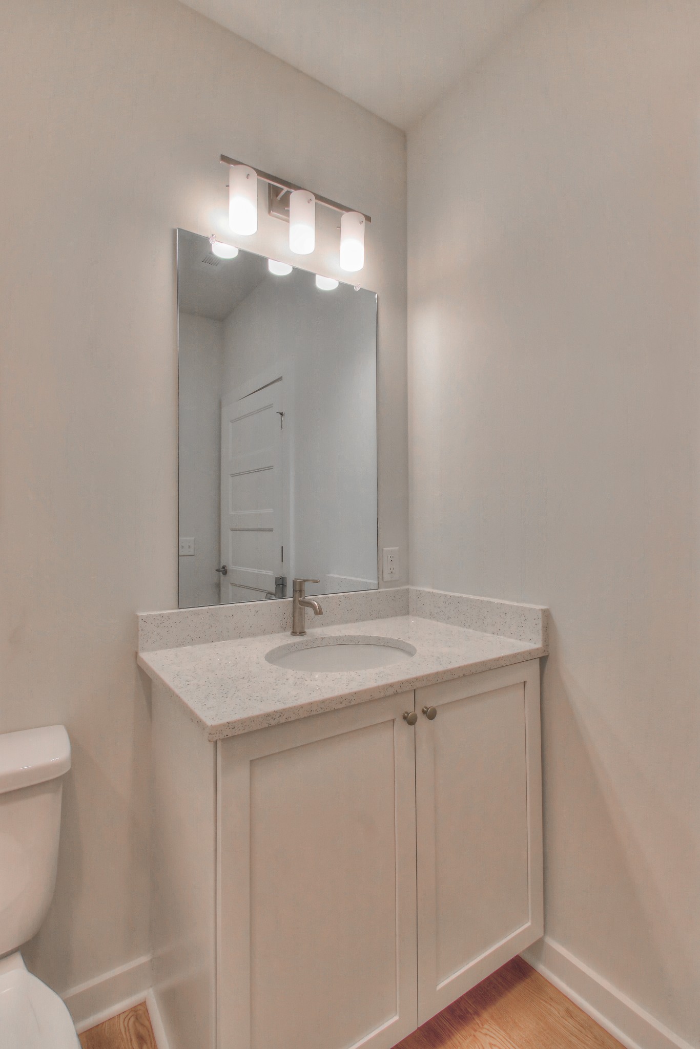 600 E Trinity Ln Property Photo 15