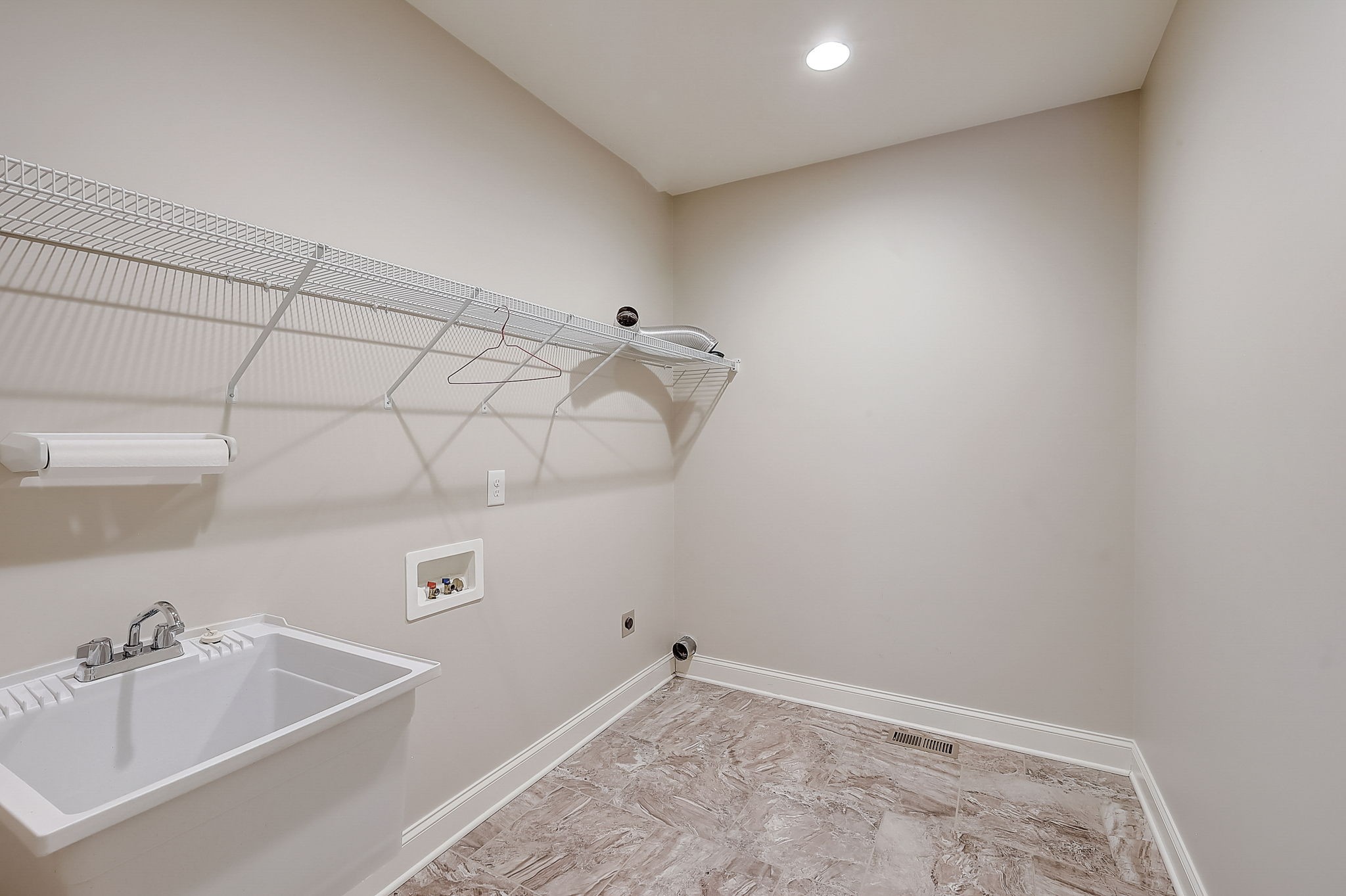 806 Manner Ln Property Photo 35