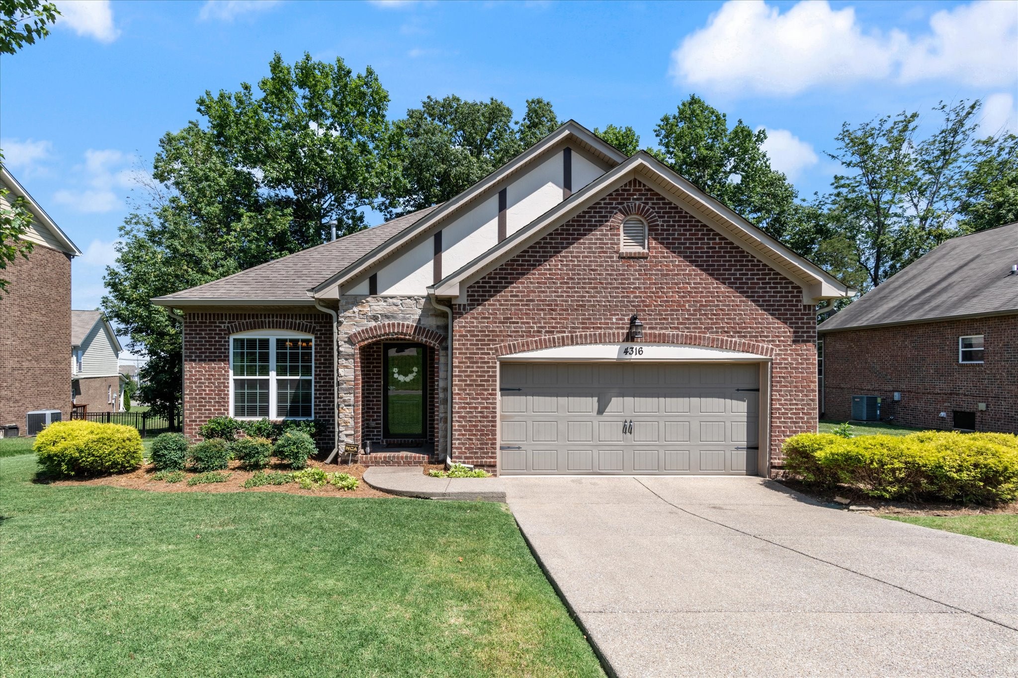 4316 Silver Oaks Dr Property Photo 1
