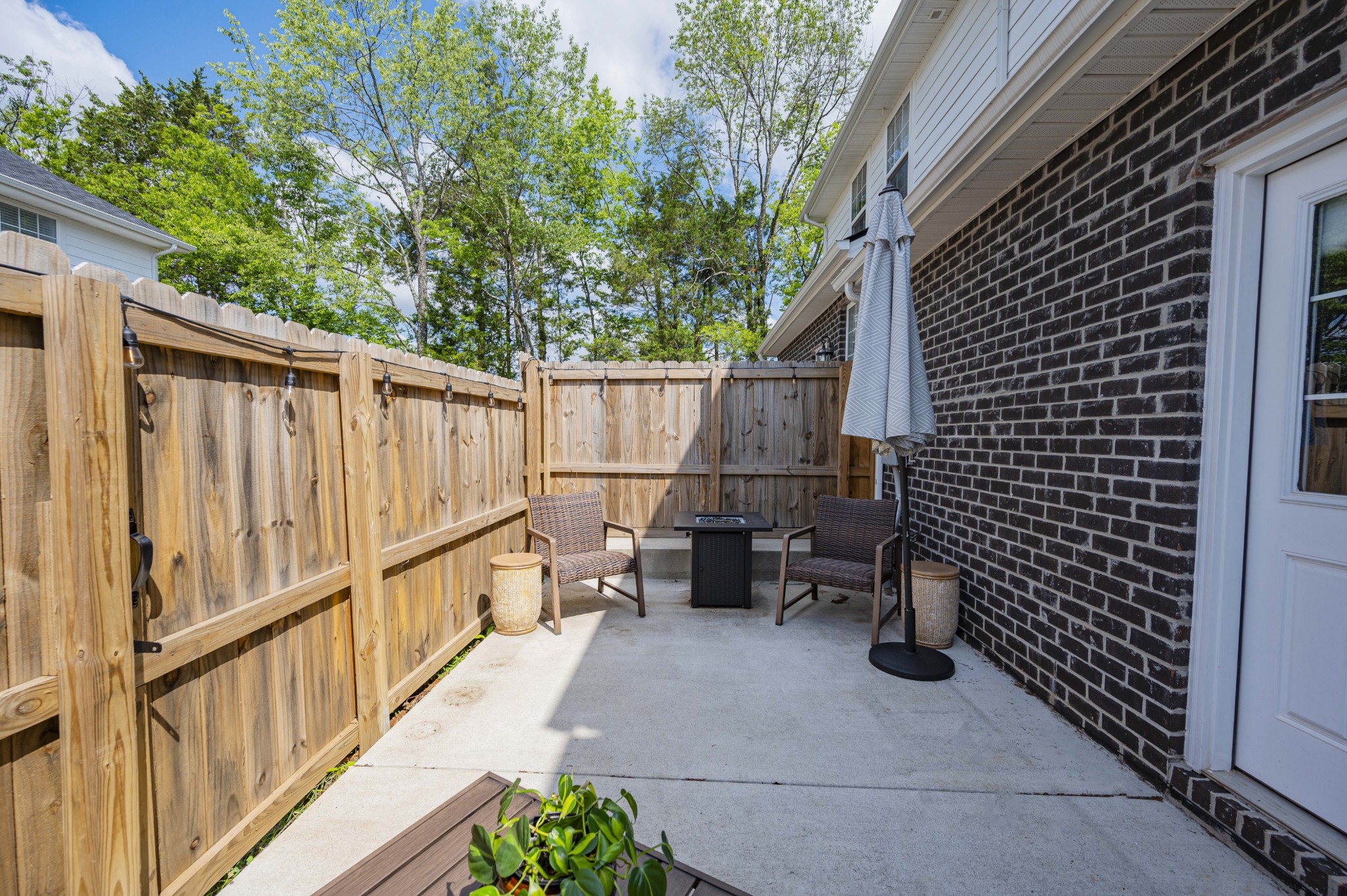 509 Longfellow Ln Property Photo 29