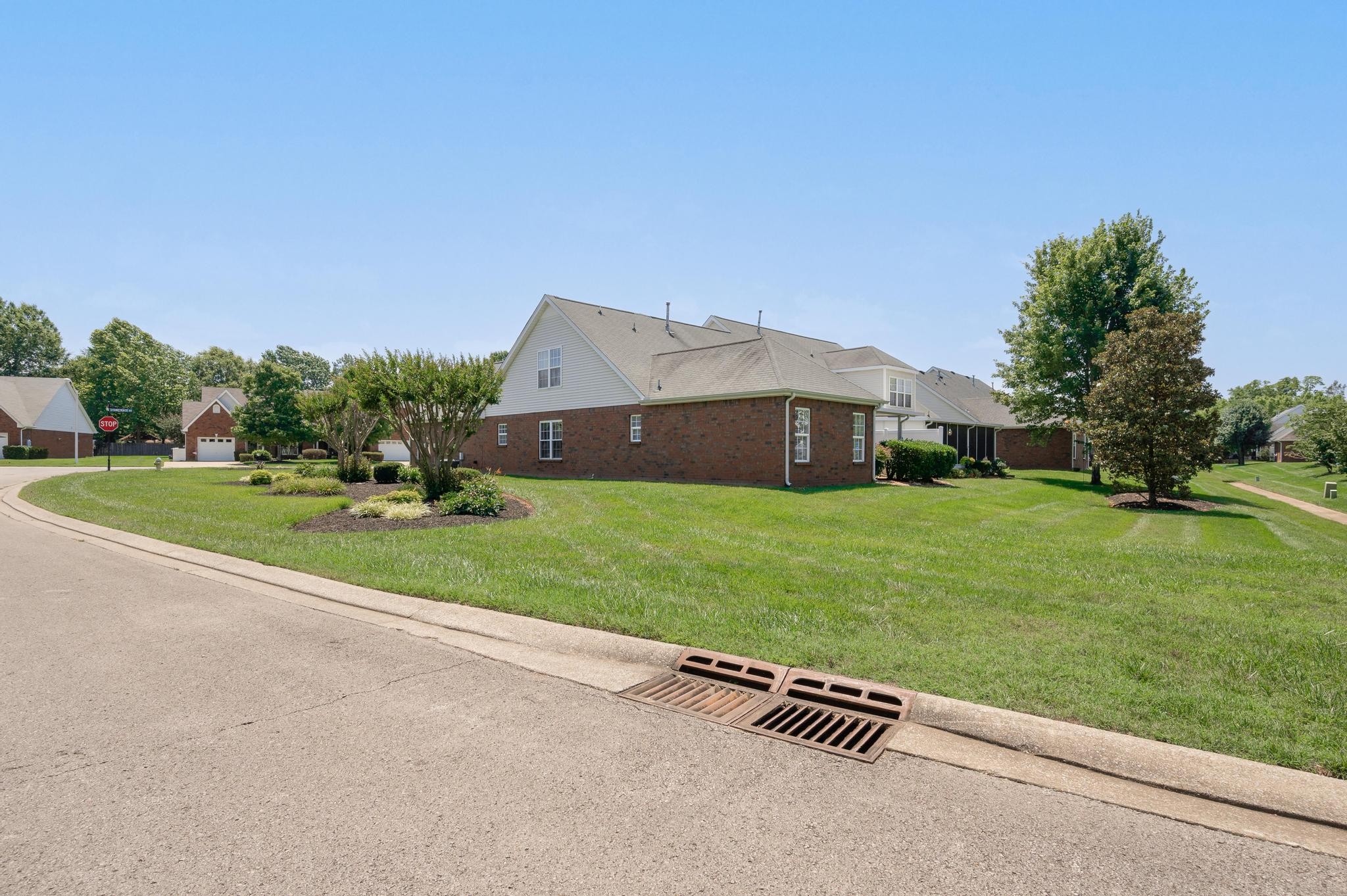 716 Stonetrace Drive Property Photo 29