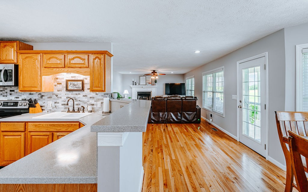 4434 Trousdale Ln Property Photo 14