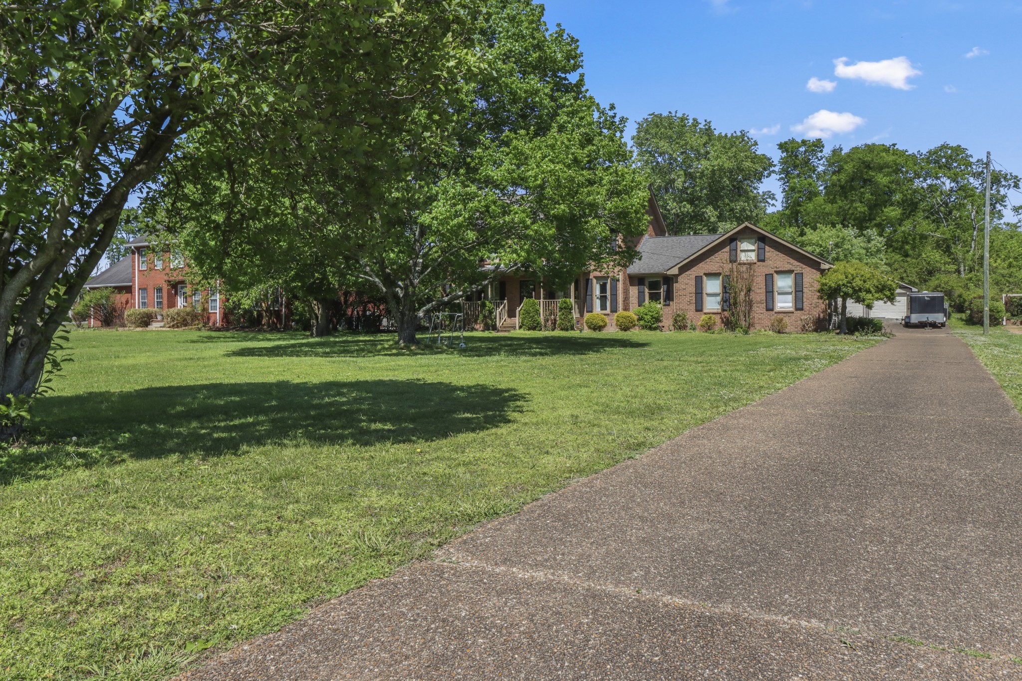 1513 Neelys Bend Rd Property Photo 4