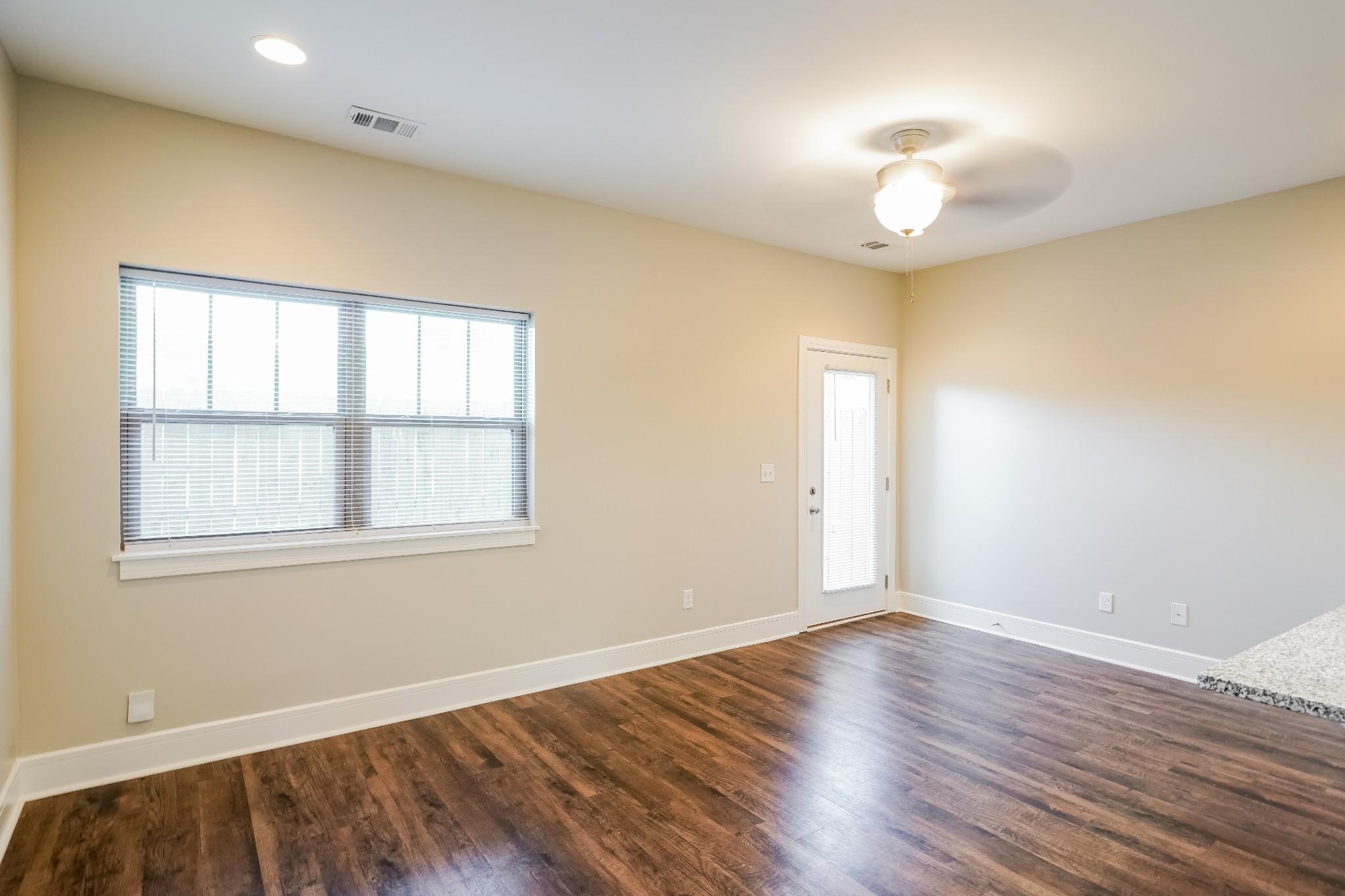 122 Hartsville Ct Property Photo 6