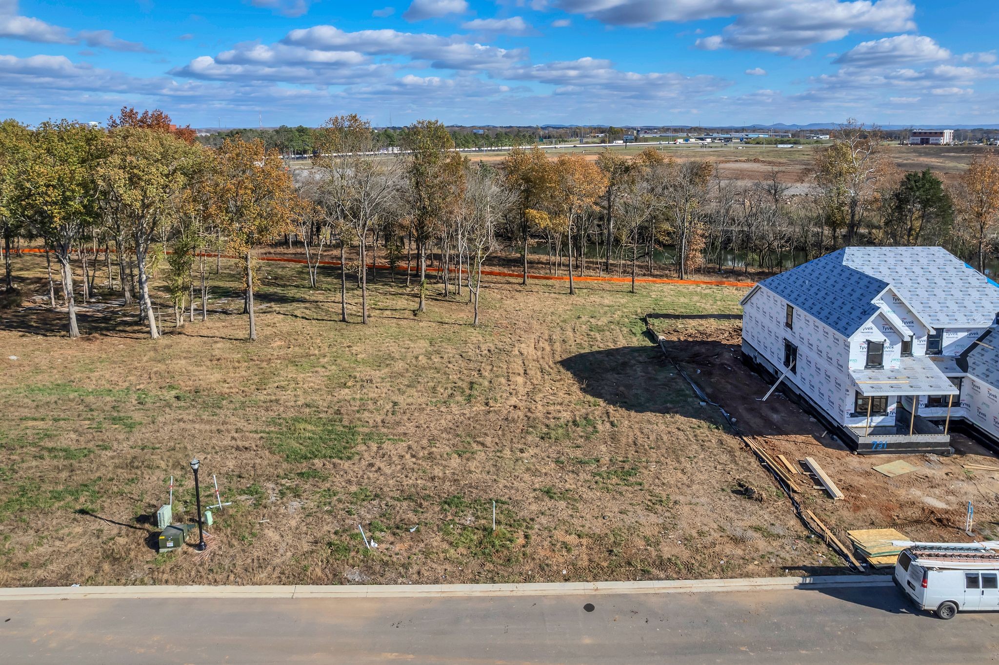 2046 Queenie Johns Dr Property Photo 25