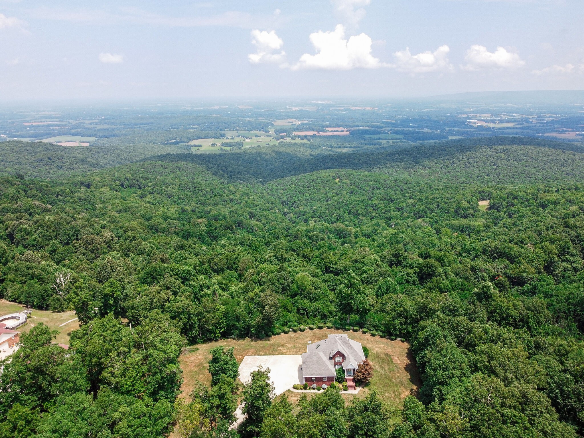 7425 Rowe Gap Rd Property Photo 5