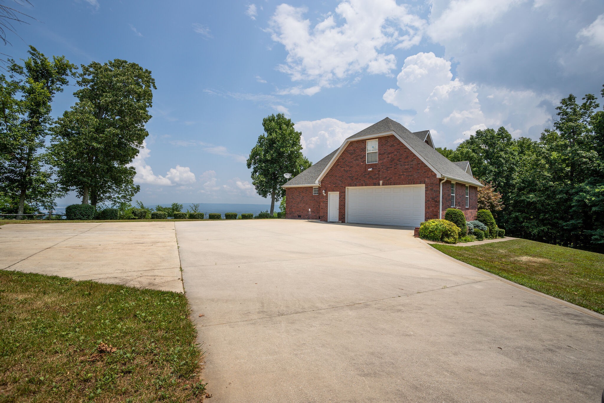 7425 Rowe Gap Rd Property Photo 10