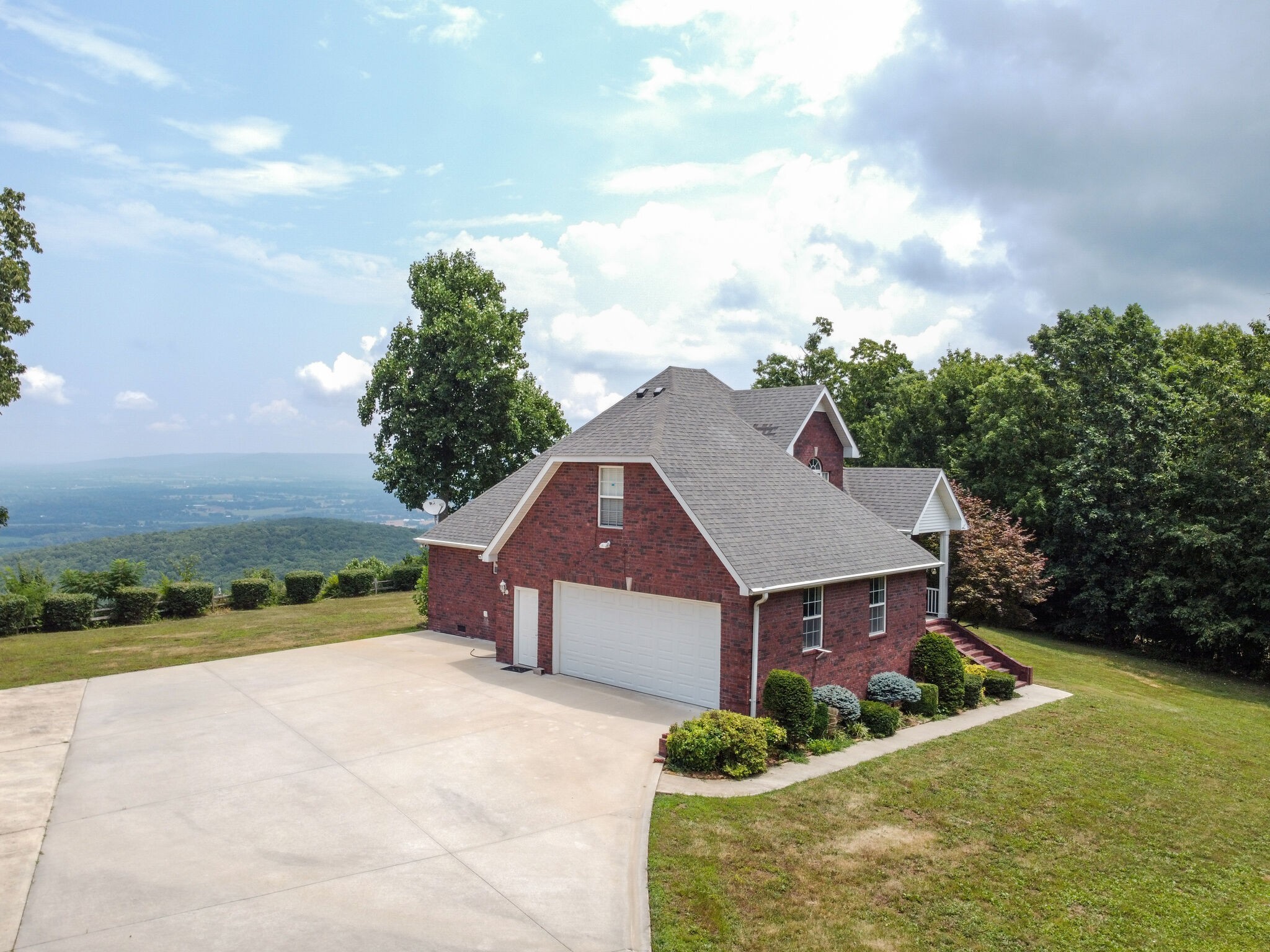7425 Rowe Gap Rd Property Photo 11