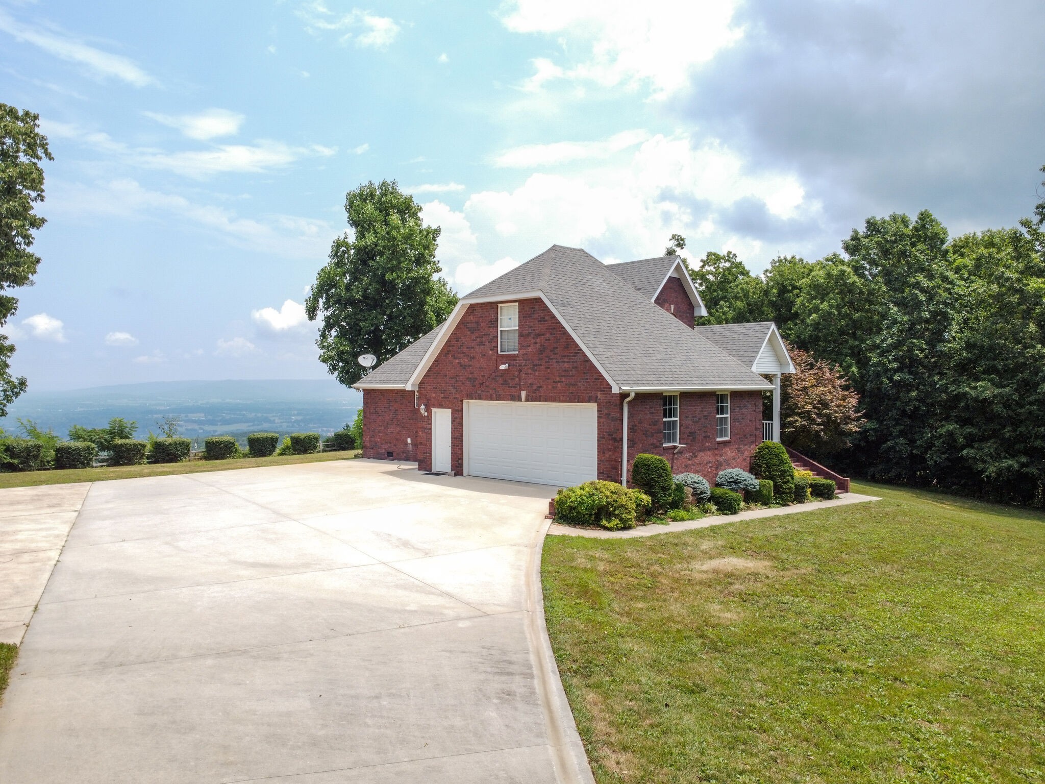7425 Rowe Gap Rd Property Photo 12