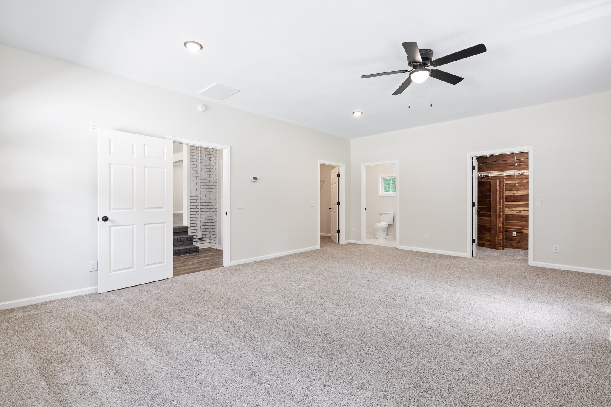 399 Rosewood Ln Property Photo 15