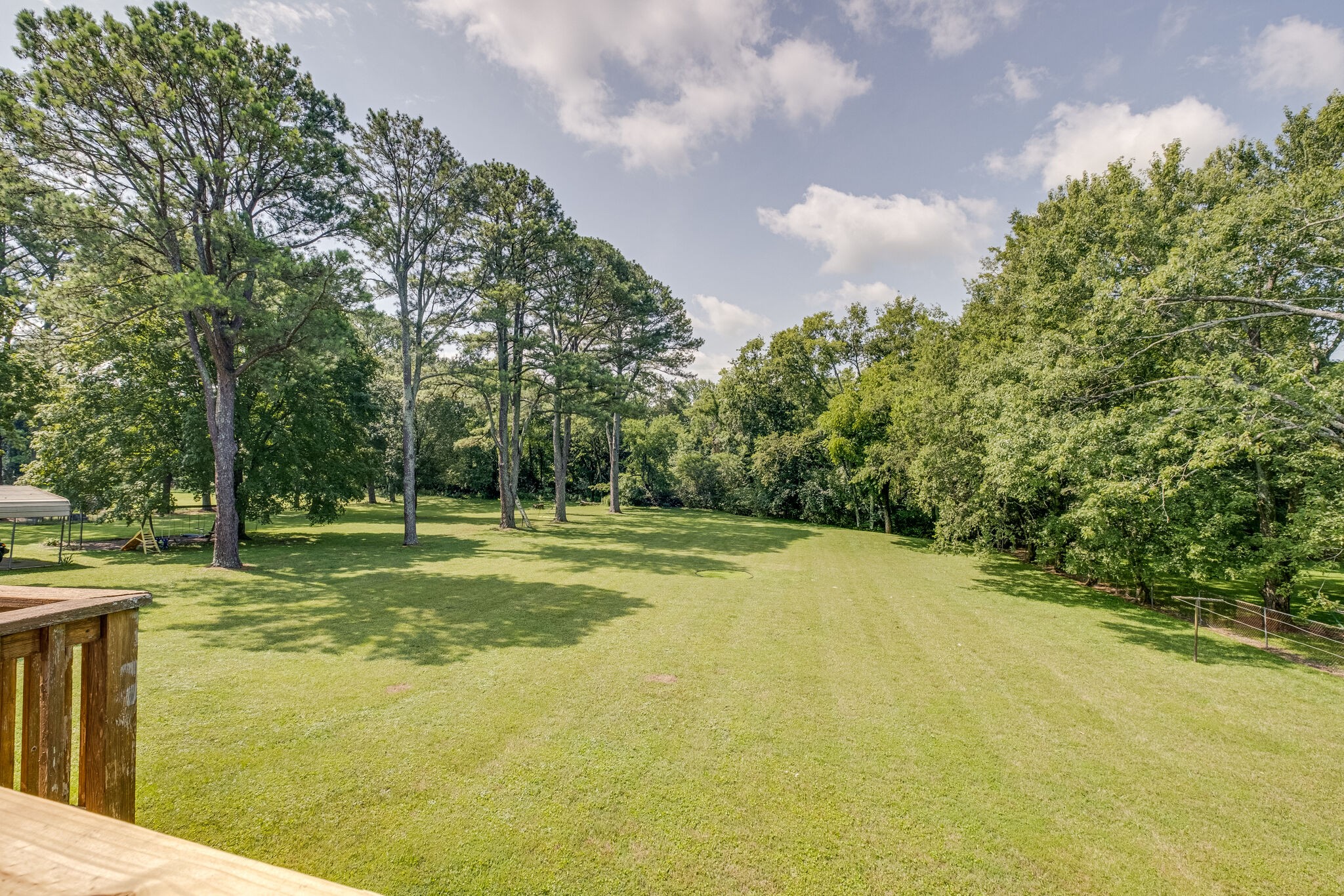 107 Edgebrook Rd Property Photo 11
